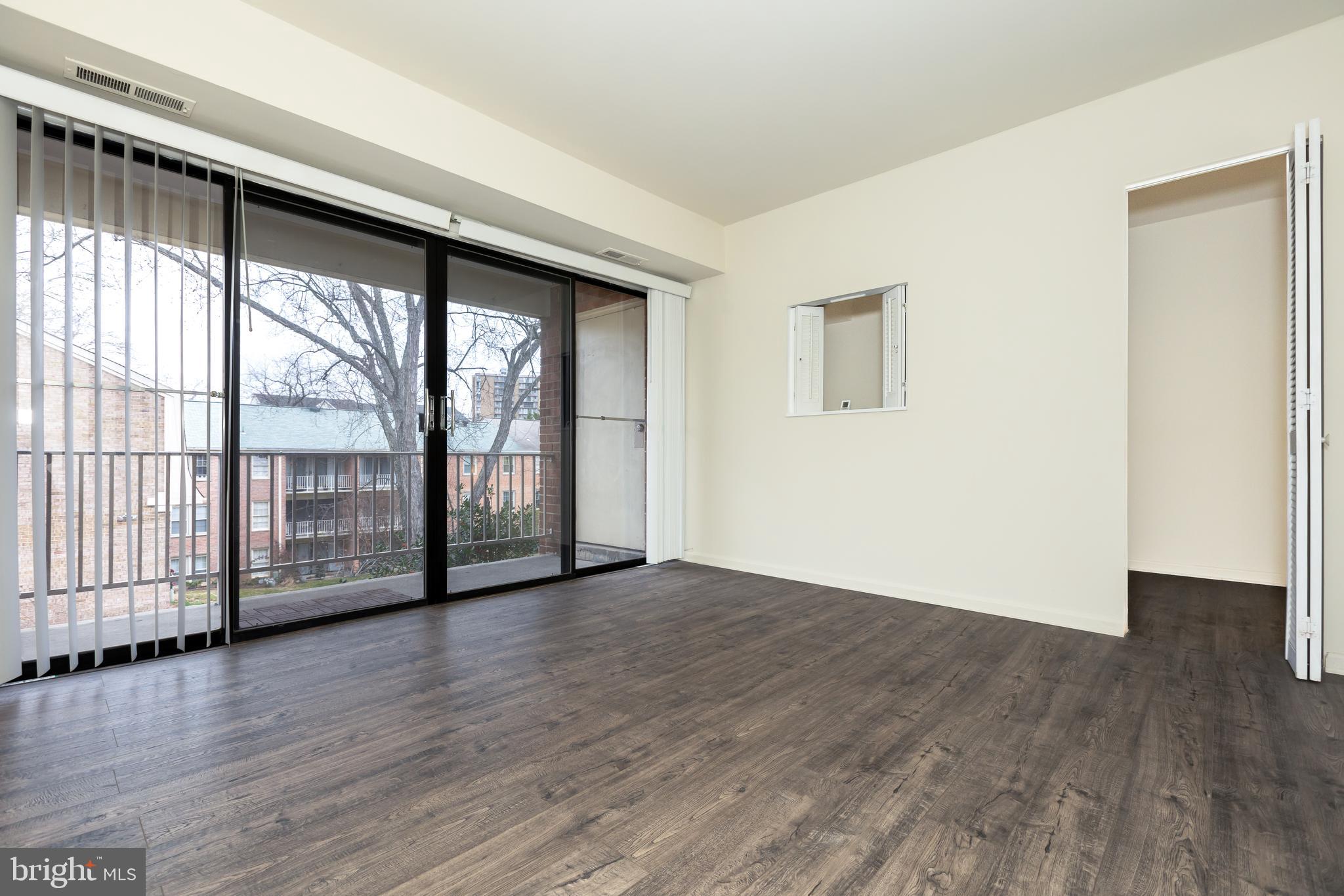 WESTCHESTER PARK - Residential