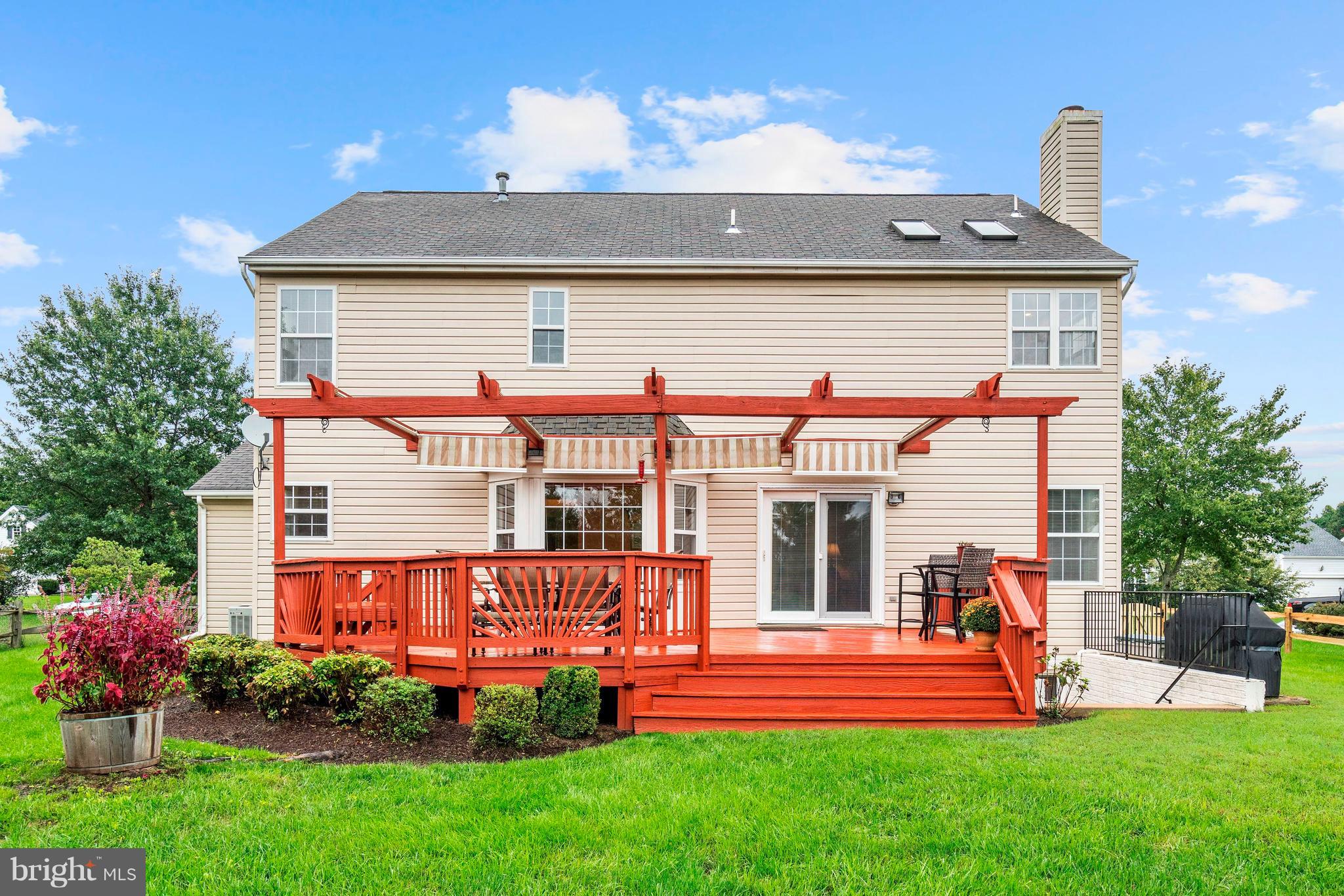 BRIDLEWOOD - Residential