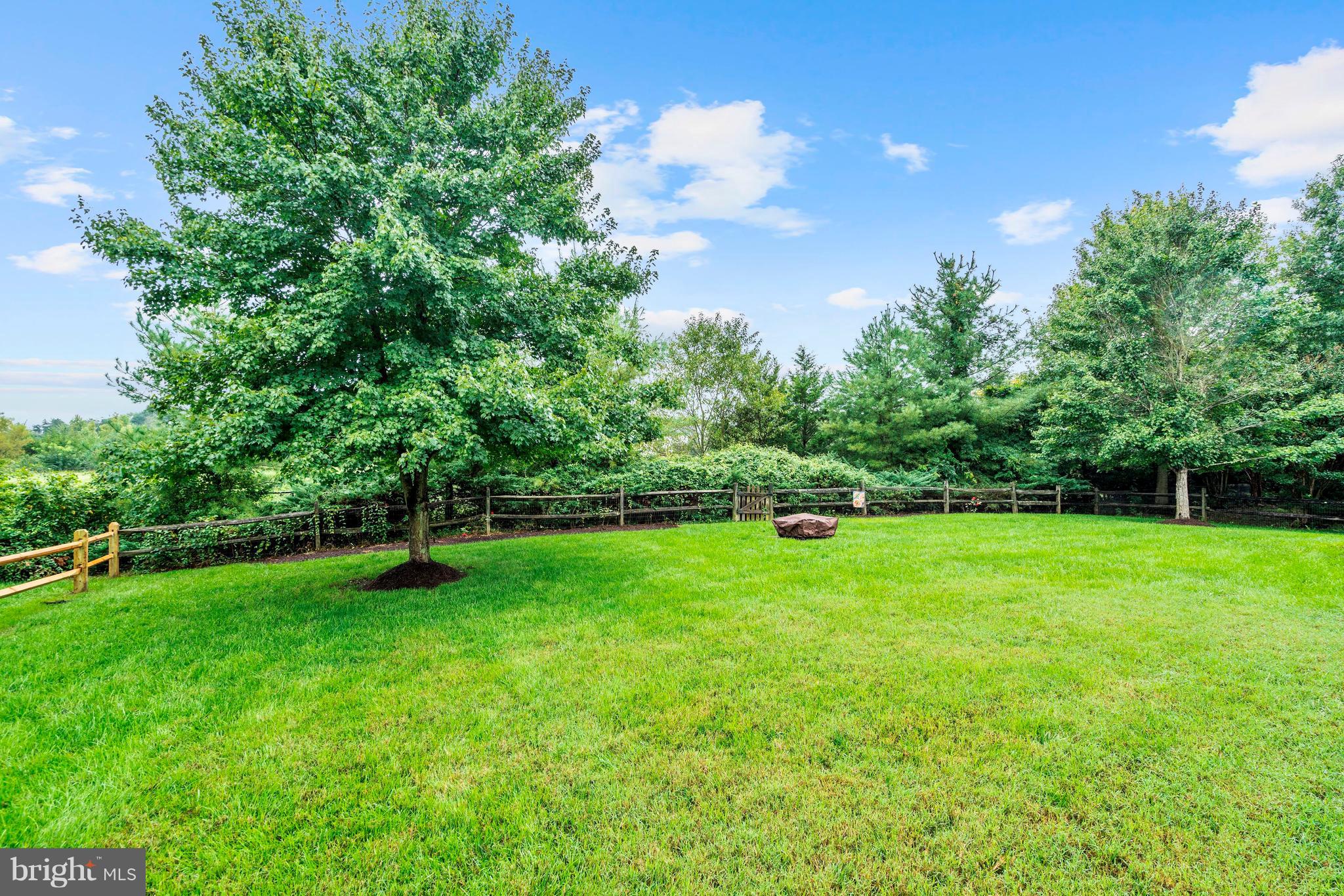 BRIDLEWOOD - Residential