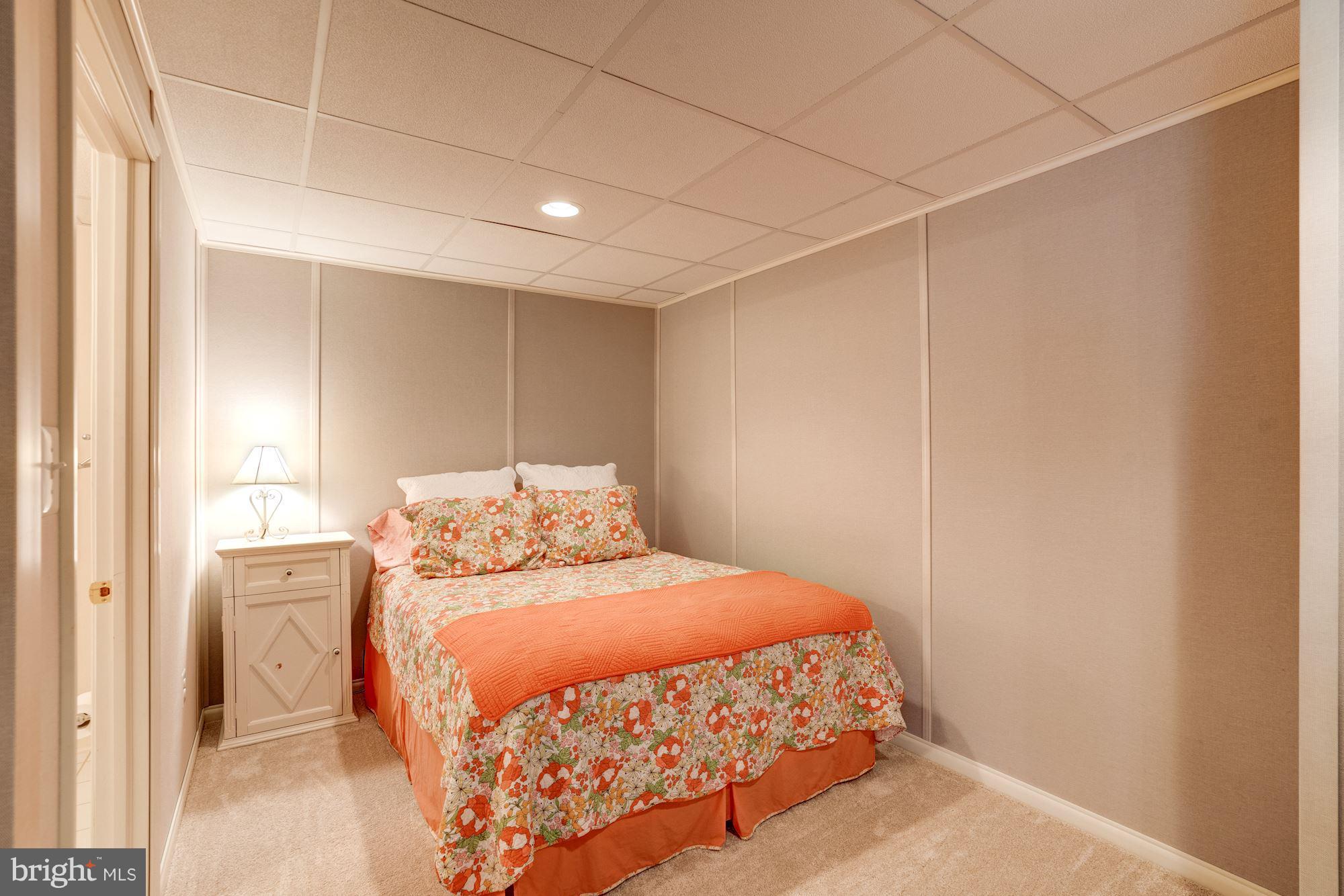 BRIDLEWOOD - Residential