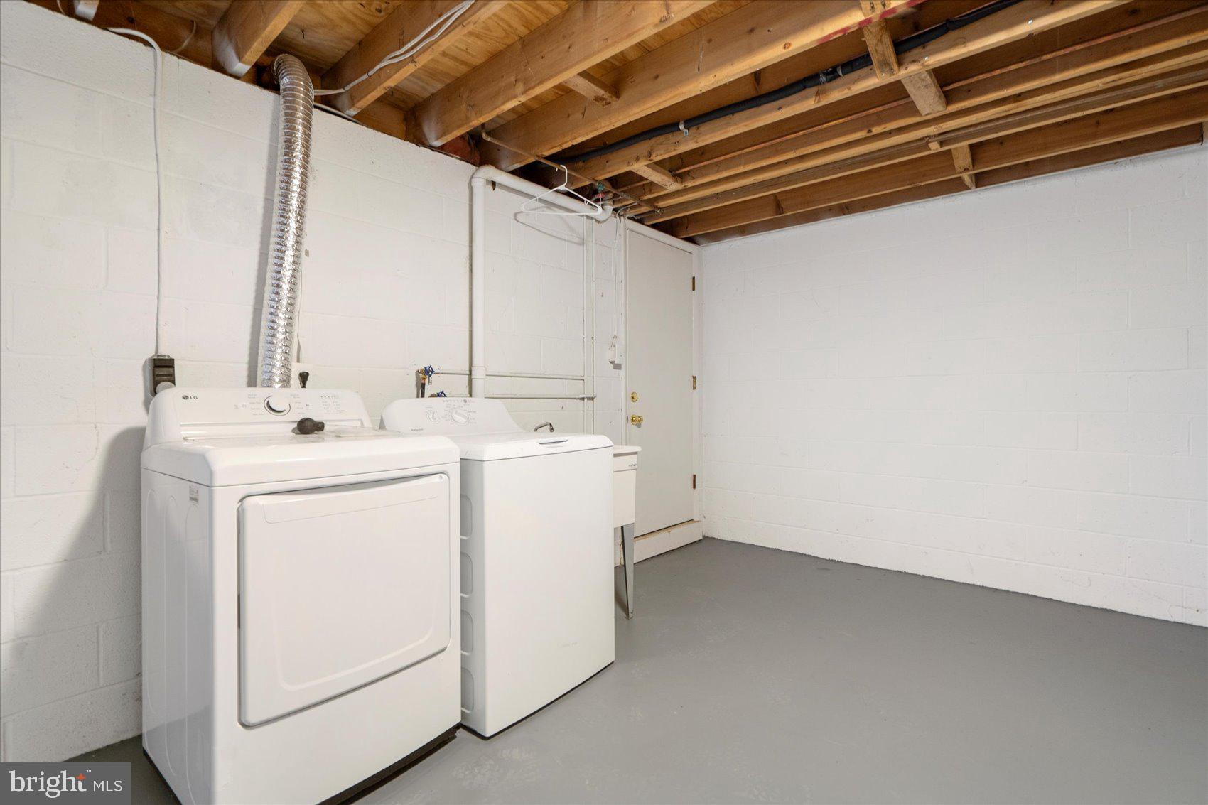 REISTERSWOOD - Residential