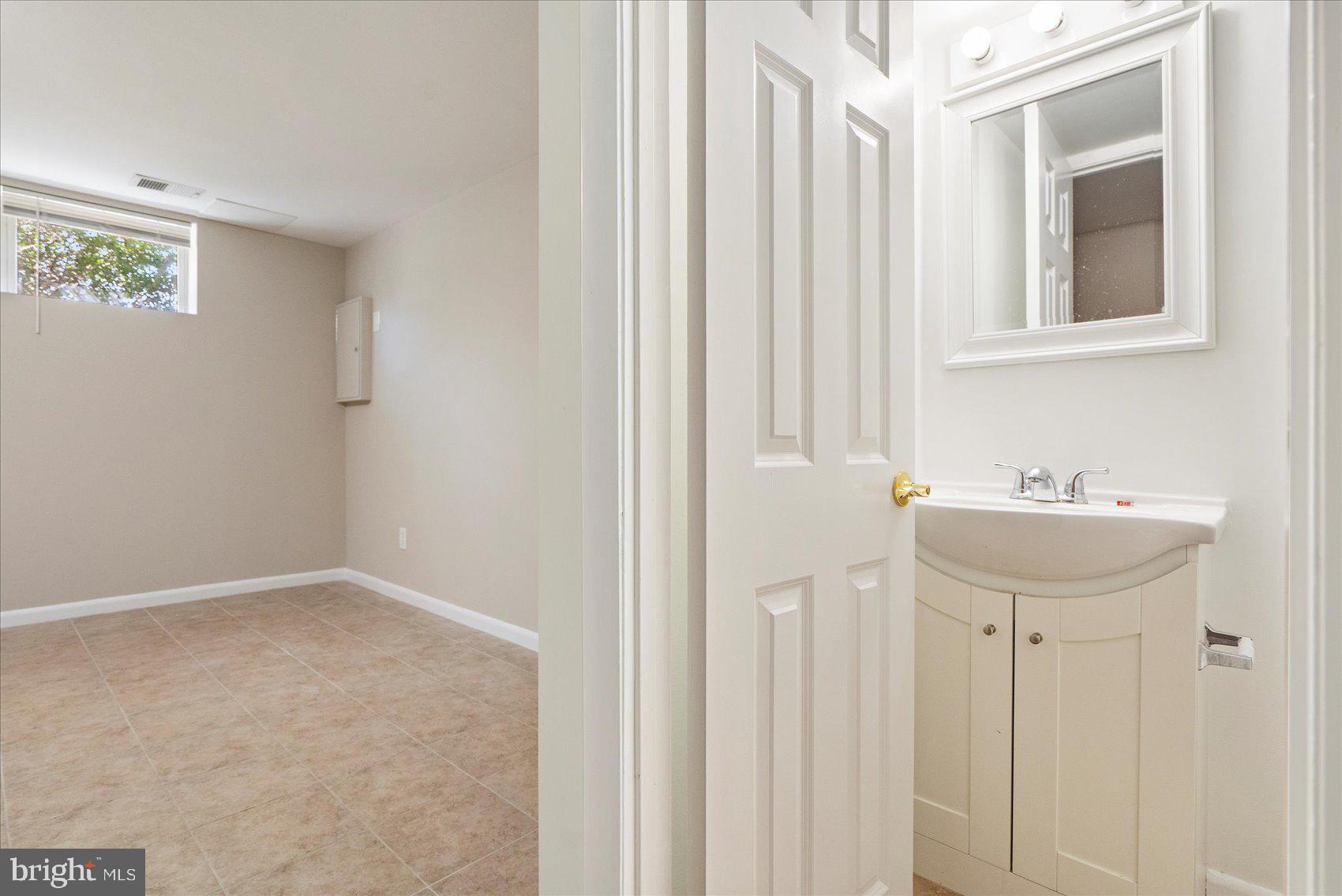 REISTERSWOOD - Residential