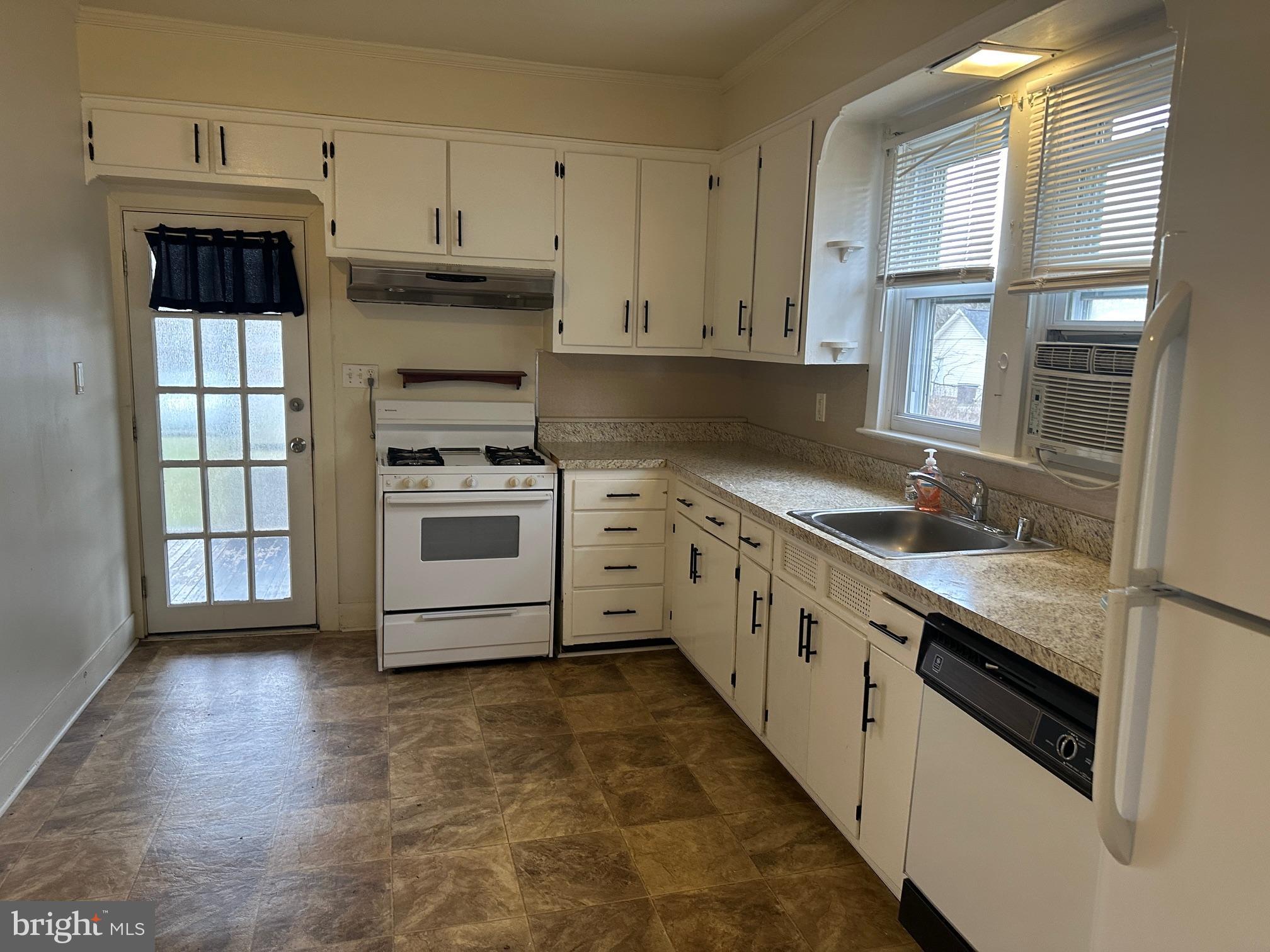 GLEN BURNIE - Residential Lease