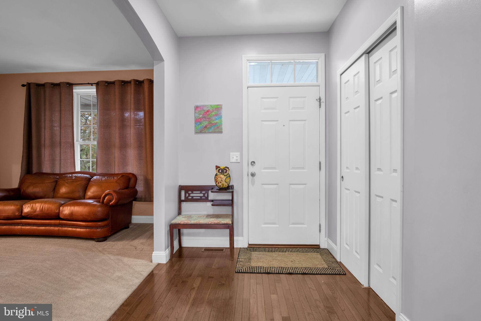 7433 VIEW CREST DRIVE