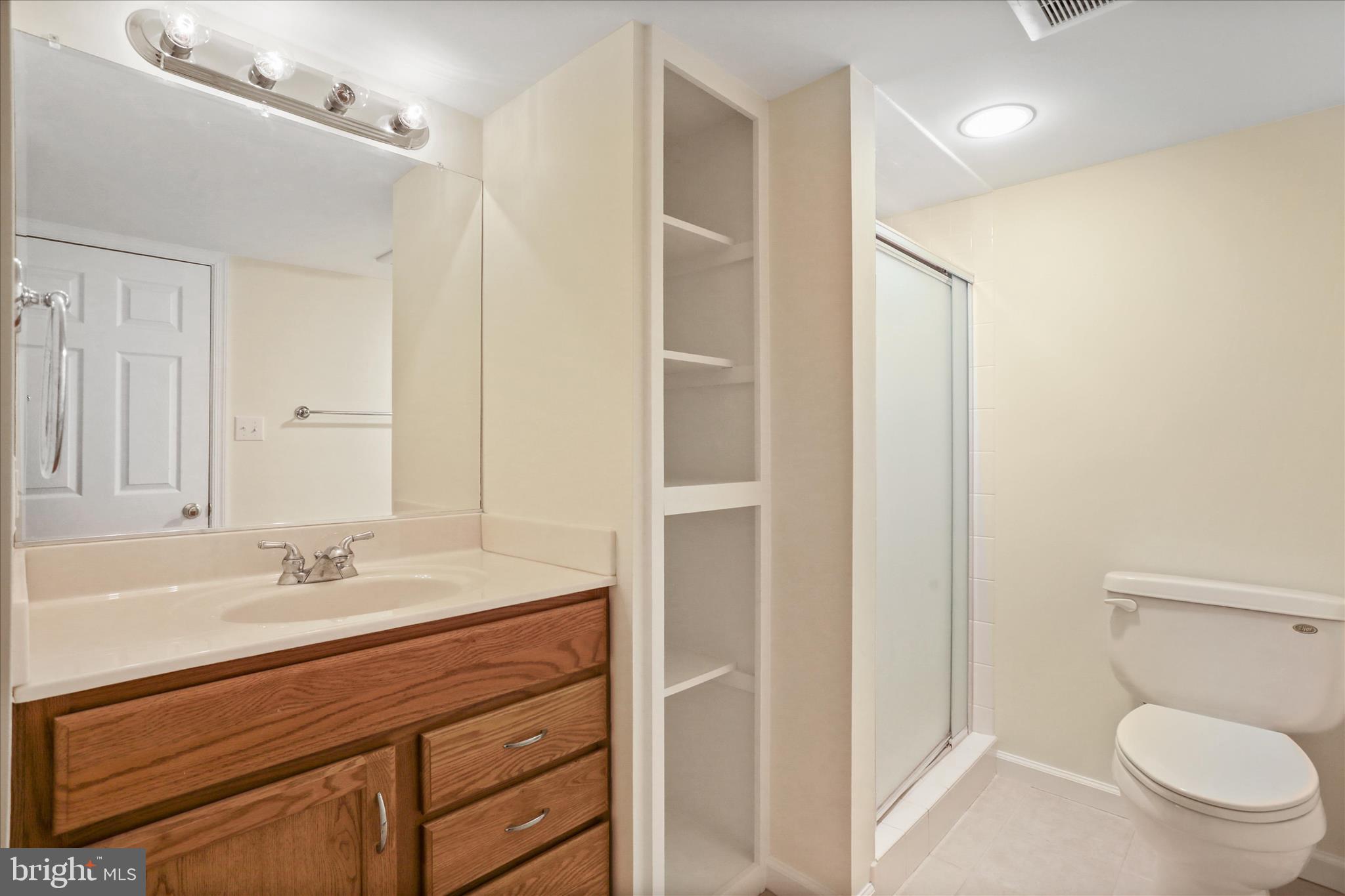 HOLLER - Residential