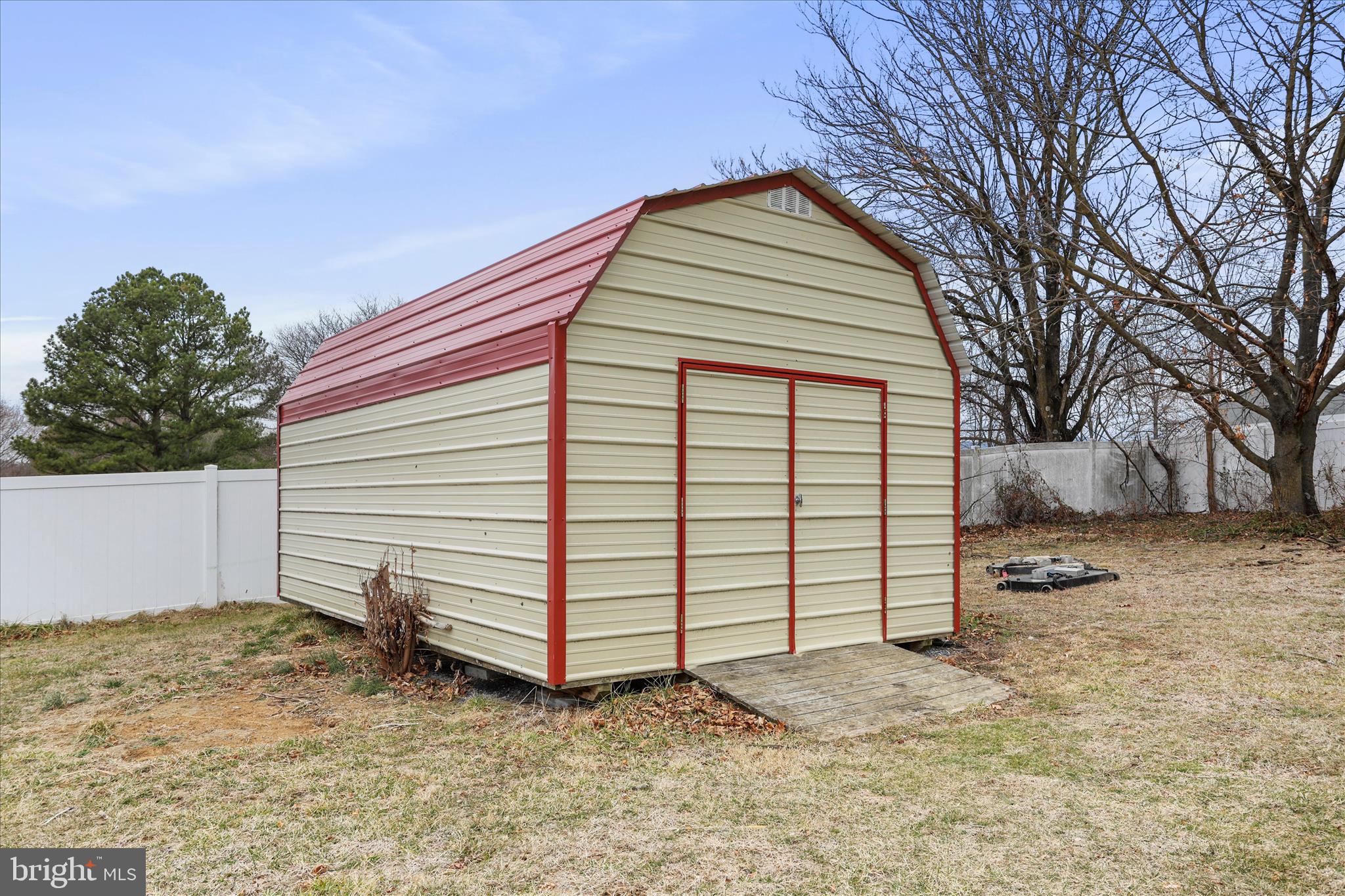 HOLLER - Residential