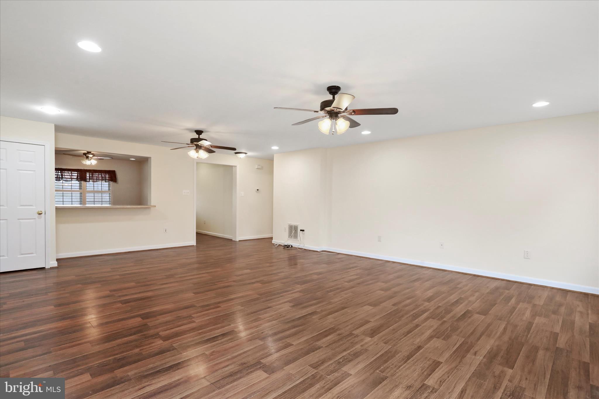 HOLLER - Residential