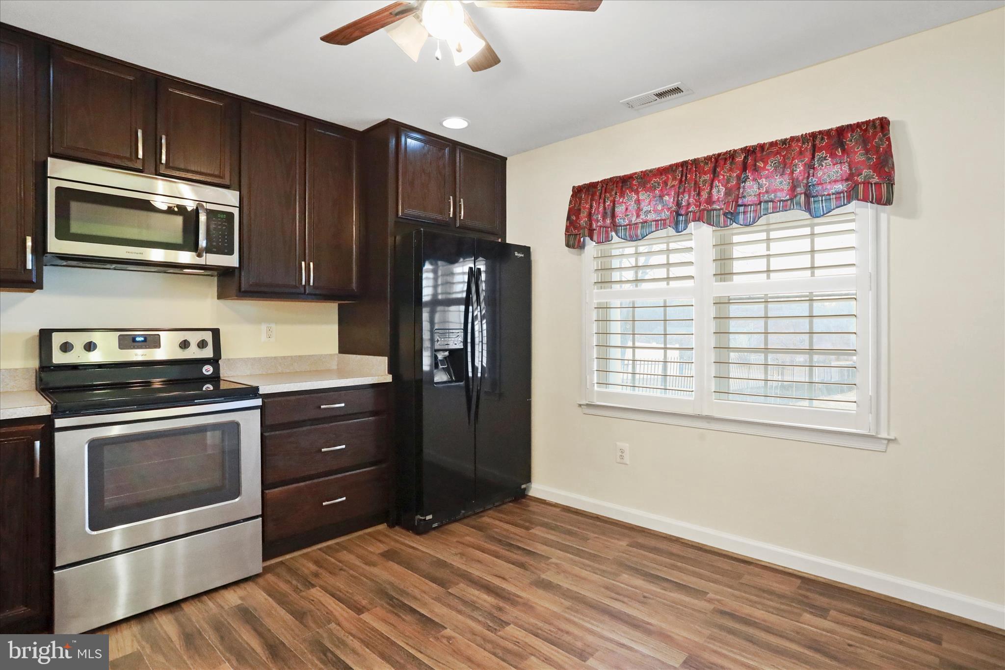 HOLLER - Residential