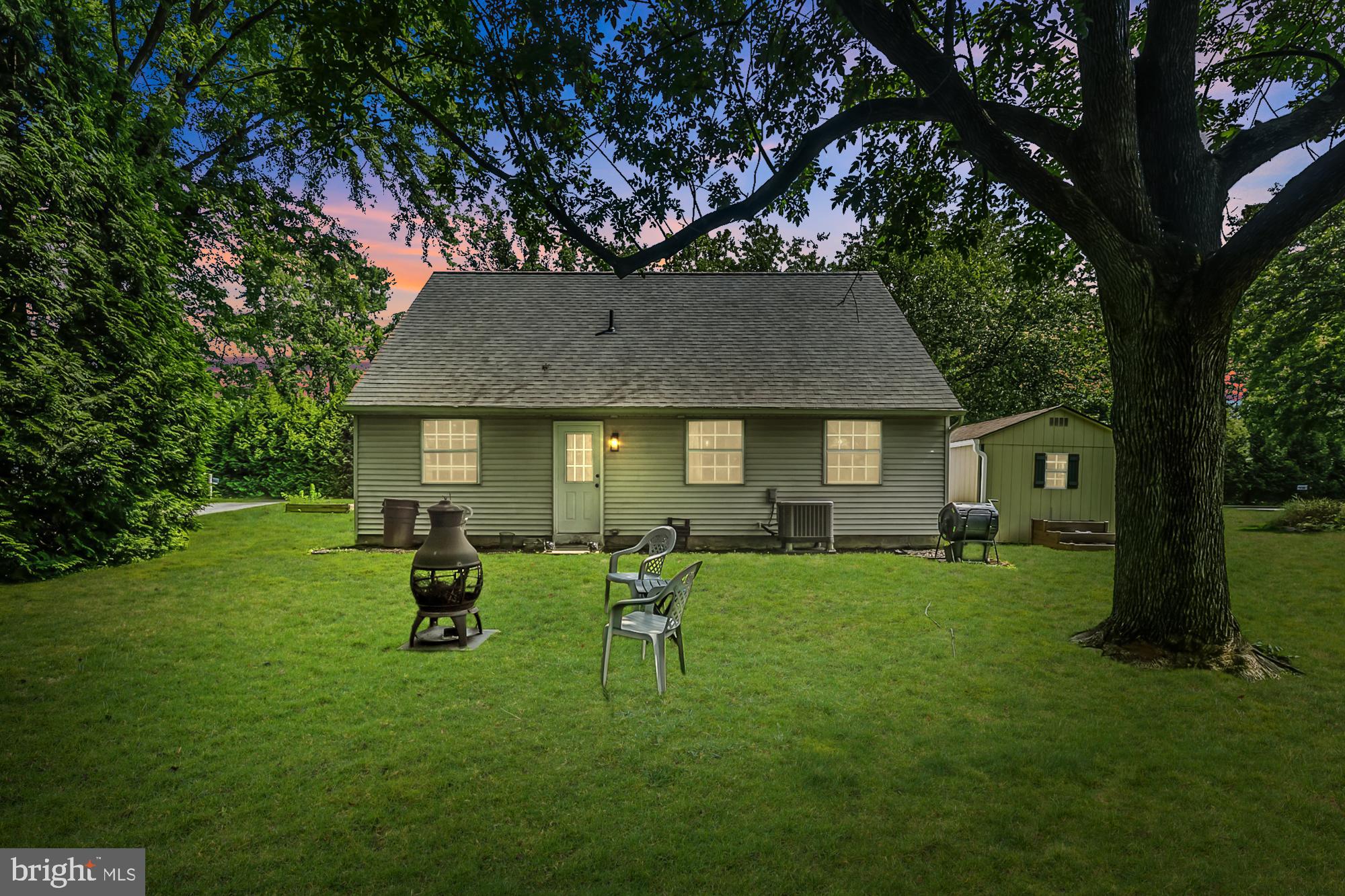 9 GLEN RIDGE DRIVE