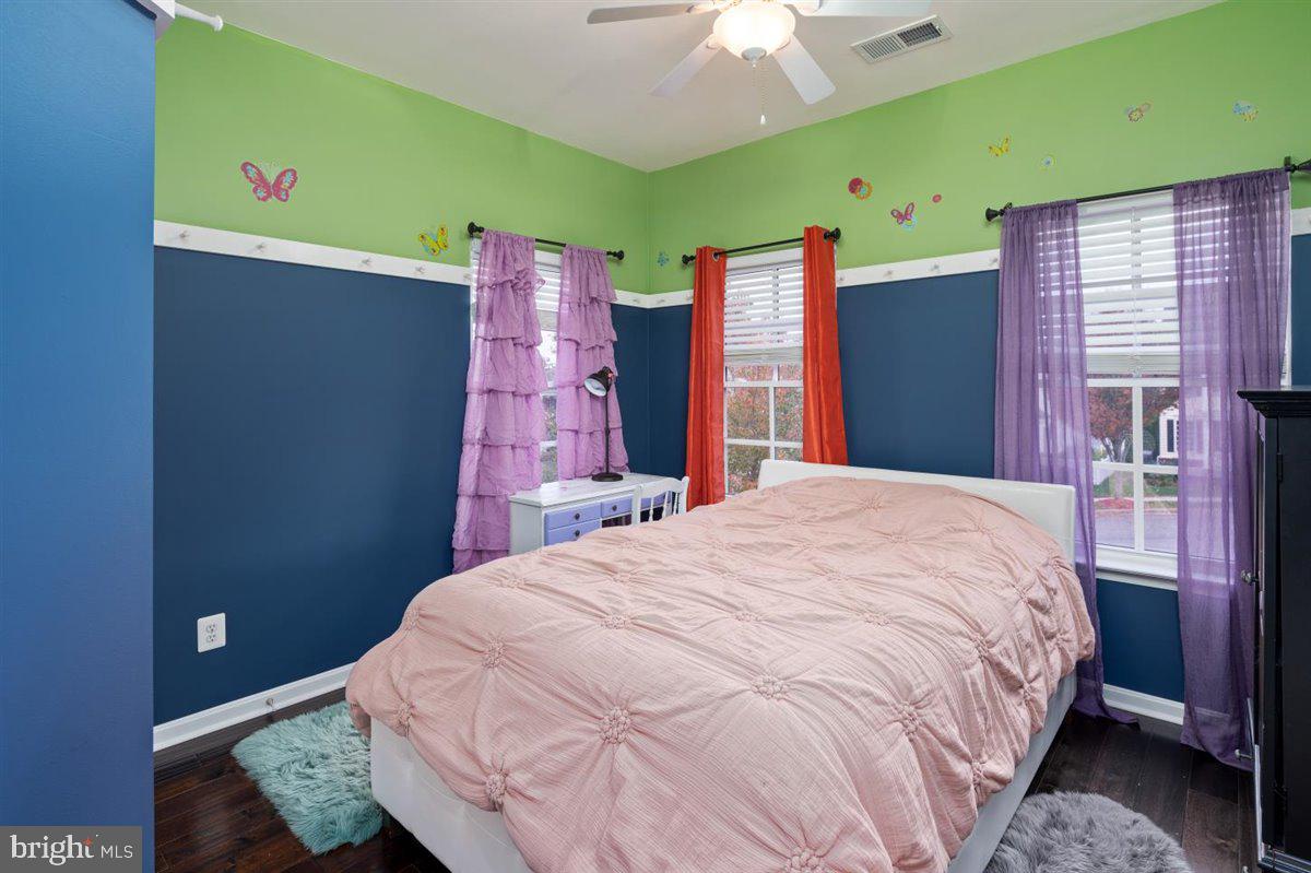 NEW BRISTOW VILLAGE - Residential