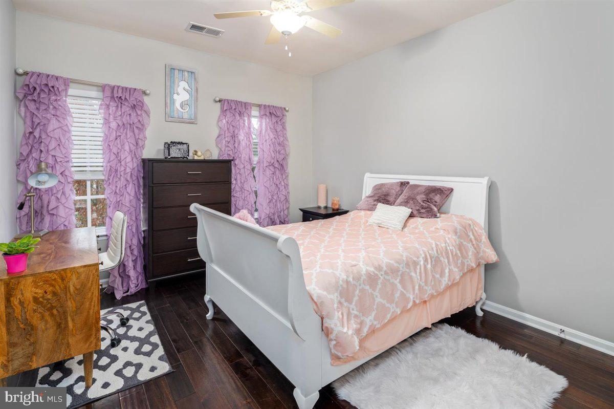 NEW BRISTOW VILLAGE - Residential