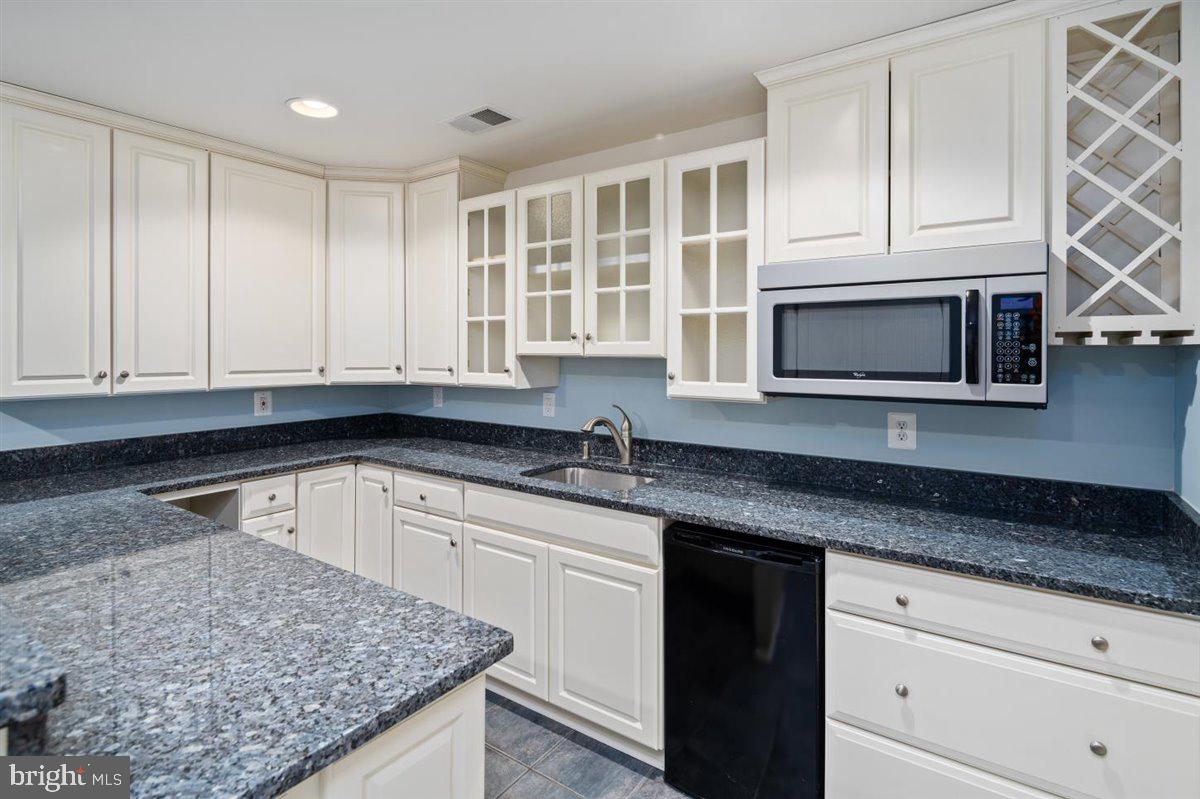 NEW BRISTOW VILLAGE - Residential