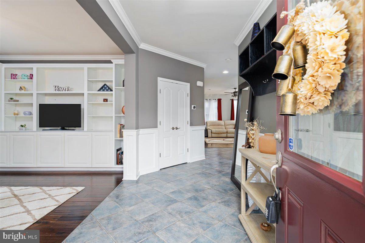 NEW BRISTOW VILLAGE - Residential