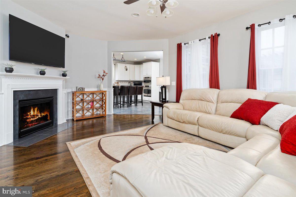 NEW BRISTOW VILLAGE - Residential