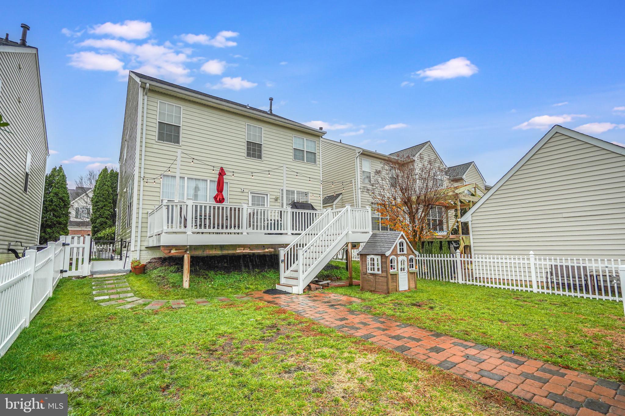 SOUTH RIDING - Residential