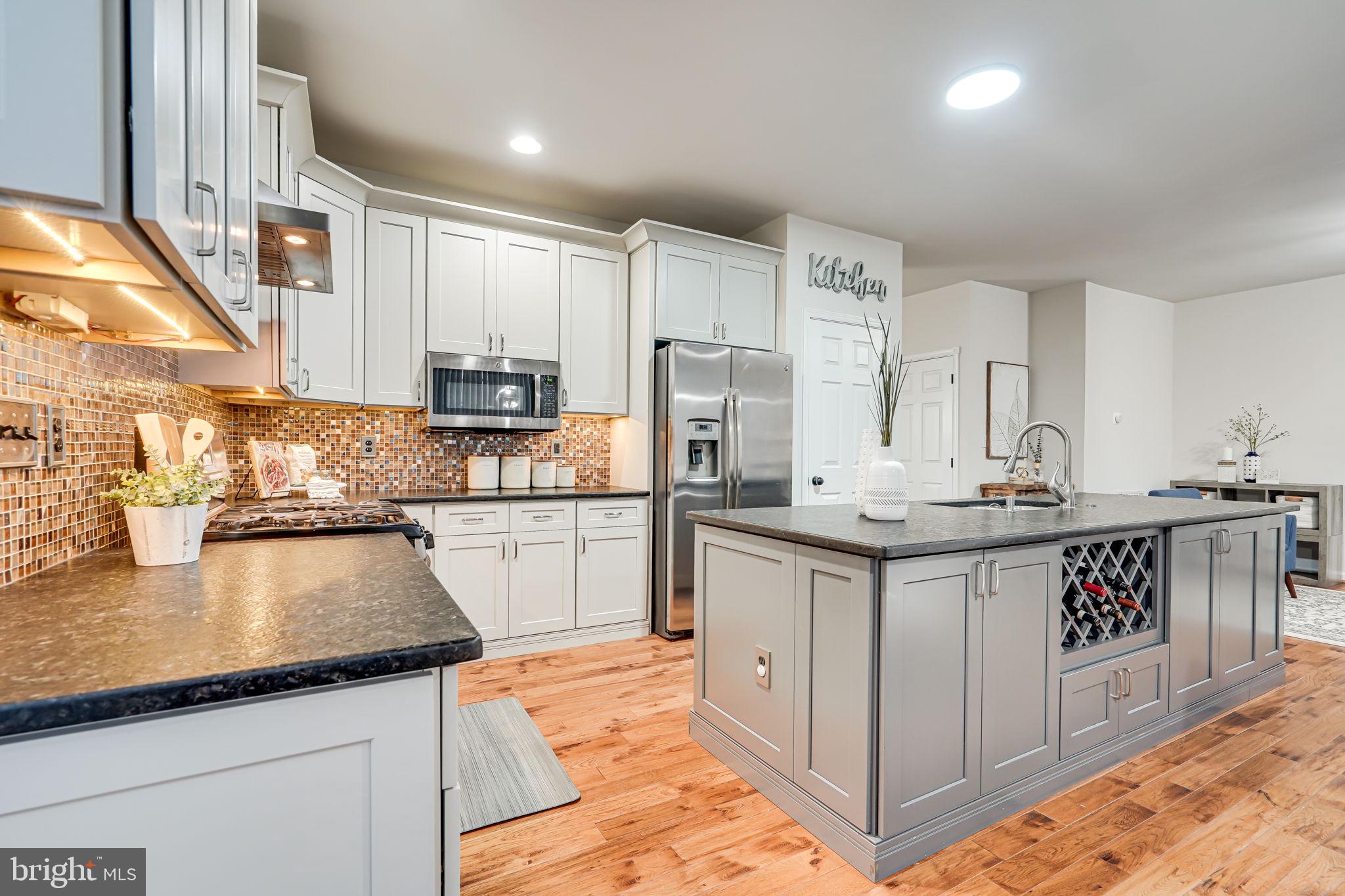 SOUTH RIDING - Residential