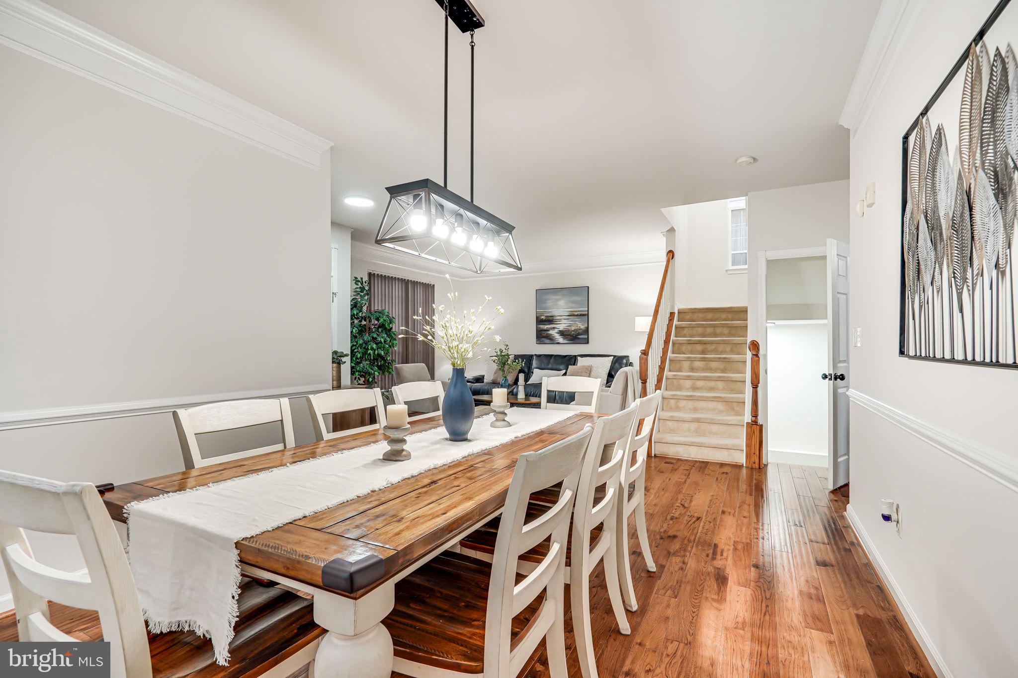 SOUTH RIDING - Residential