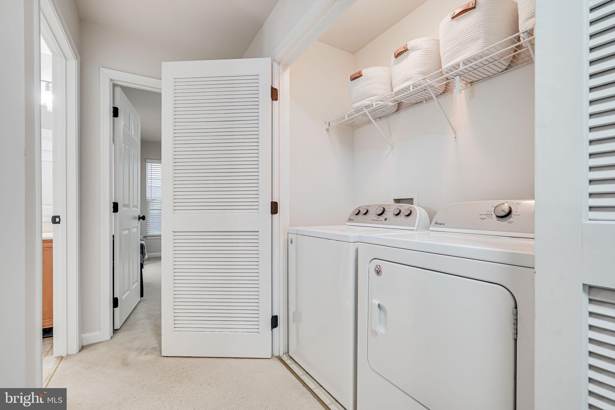 SOUTH RIDING - Residential