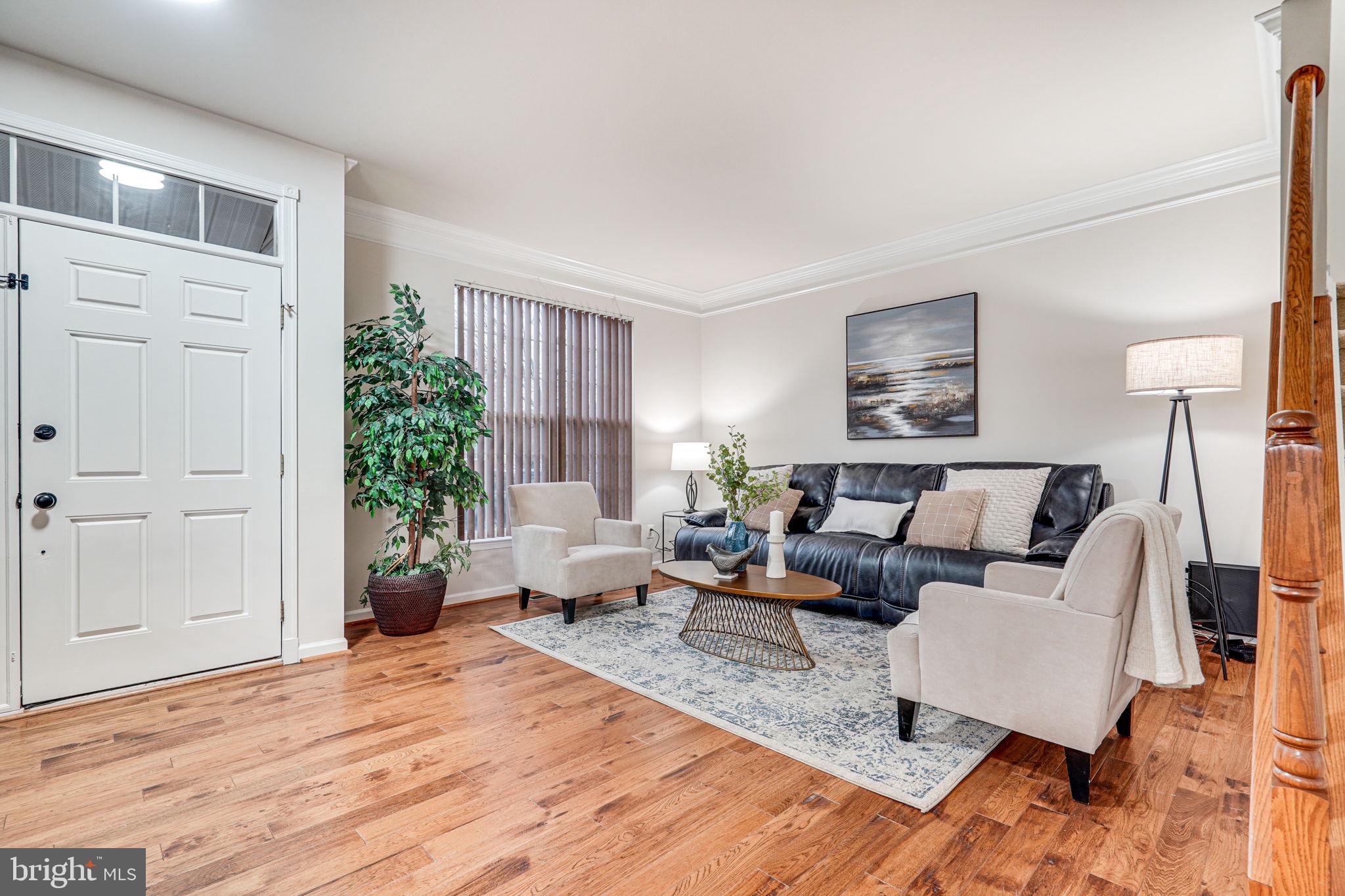 SOUTH RIDING - Residential