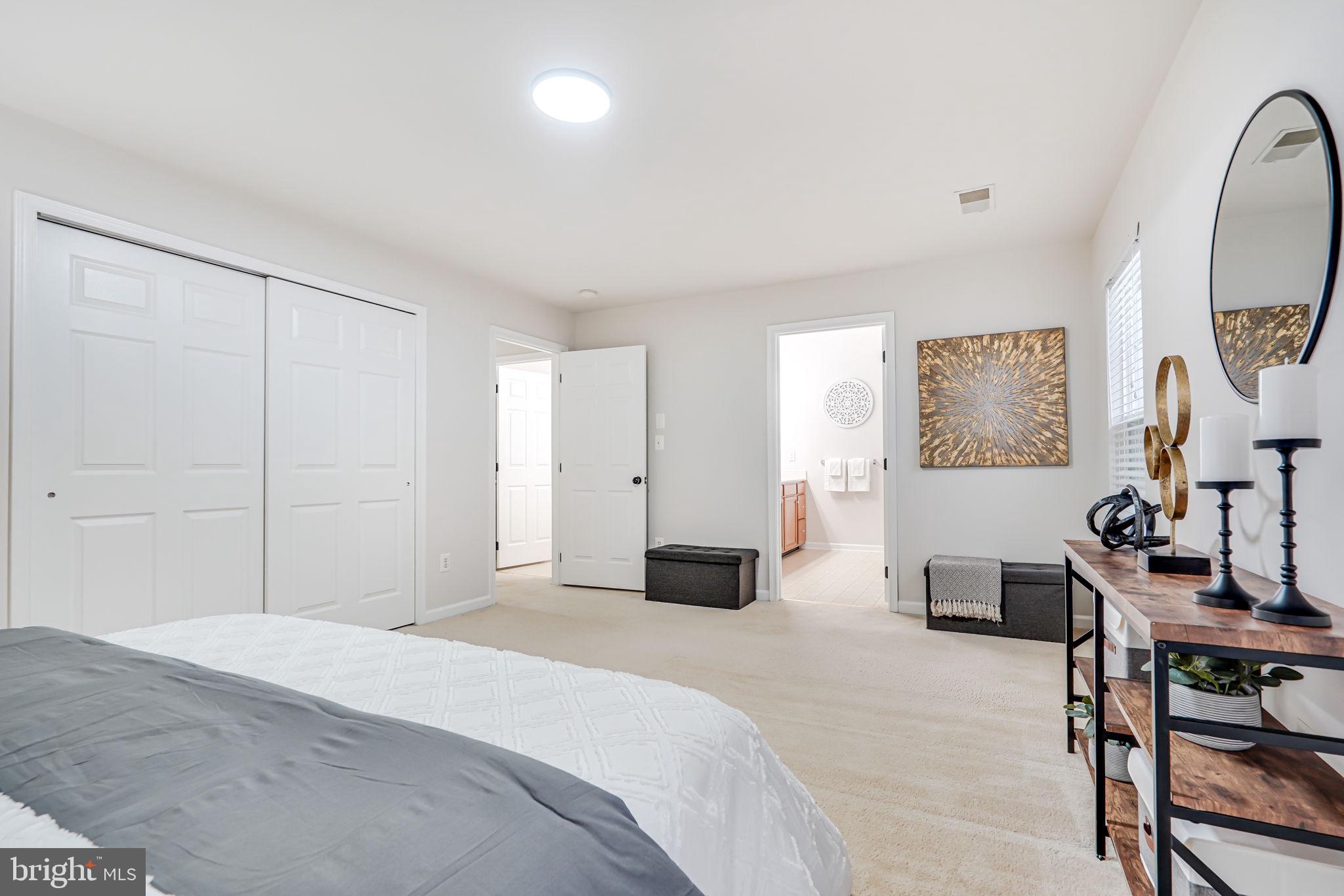 SOUTH RIDING - Residential