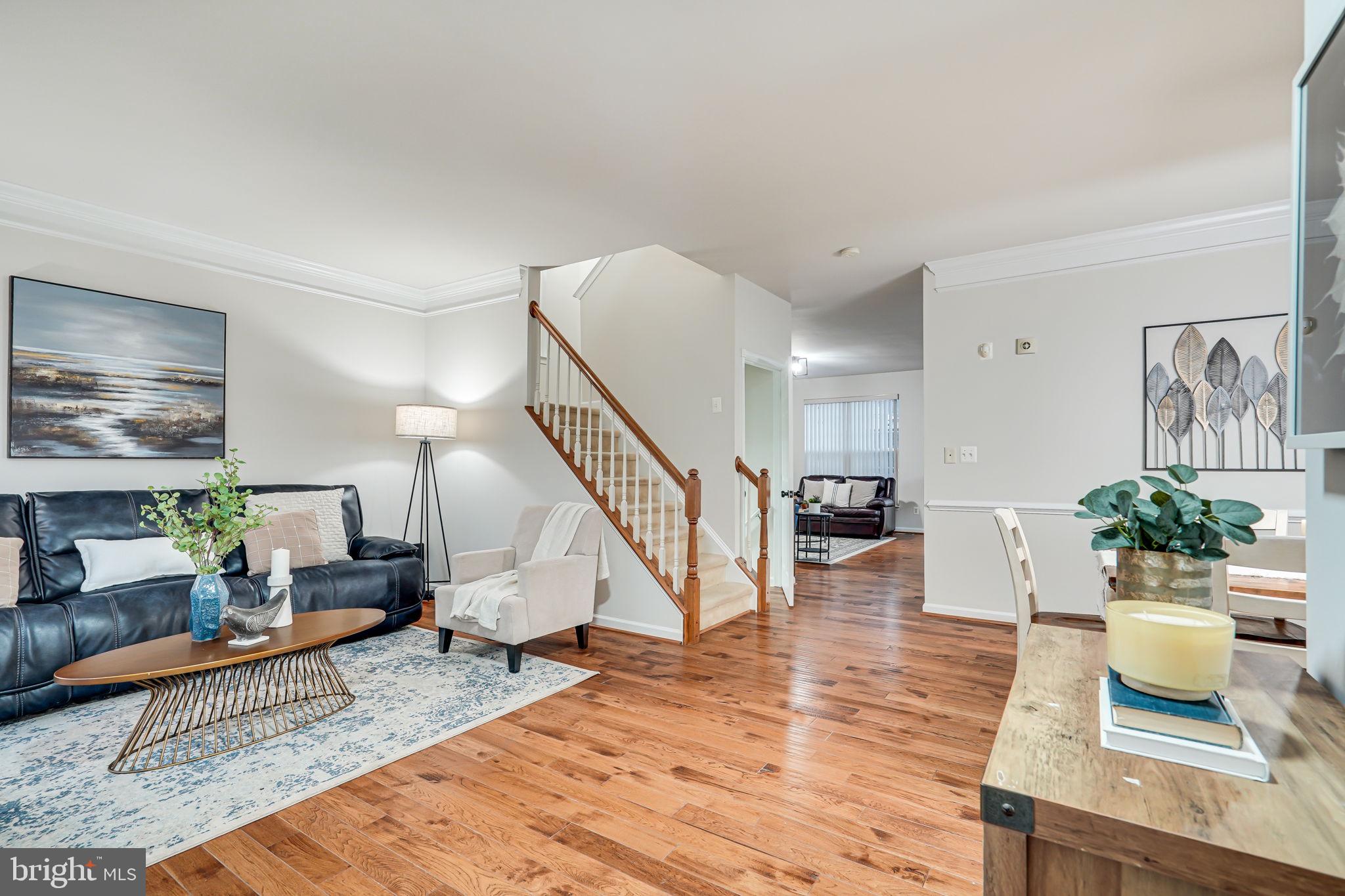 SOUTH RIDING - Residential