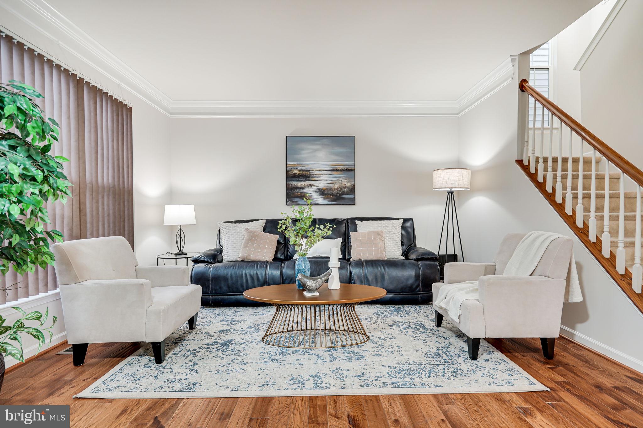 SOUTH RIDING - Residential