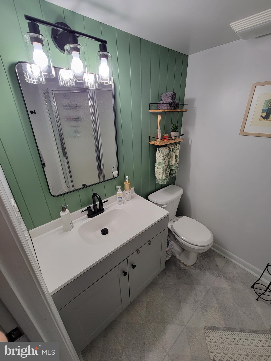 HIGHLAND HOMES - Residential Lease