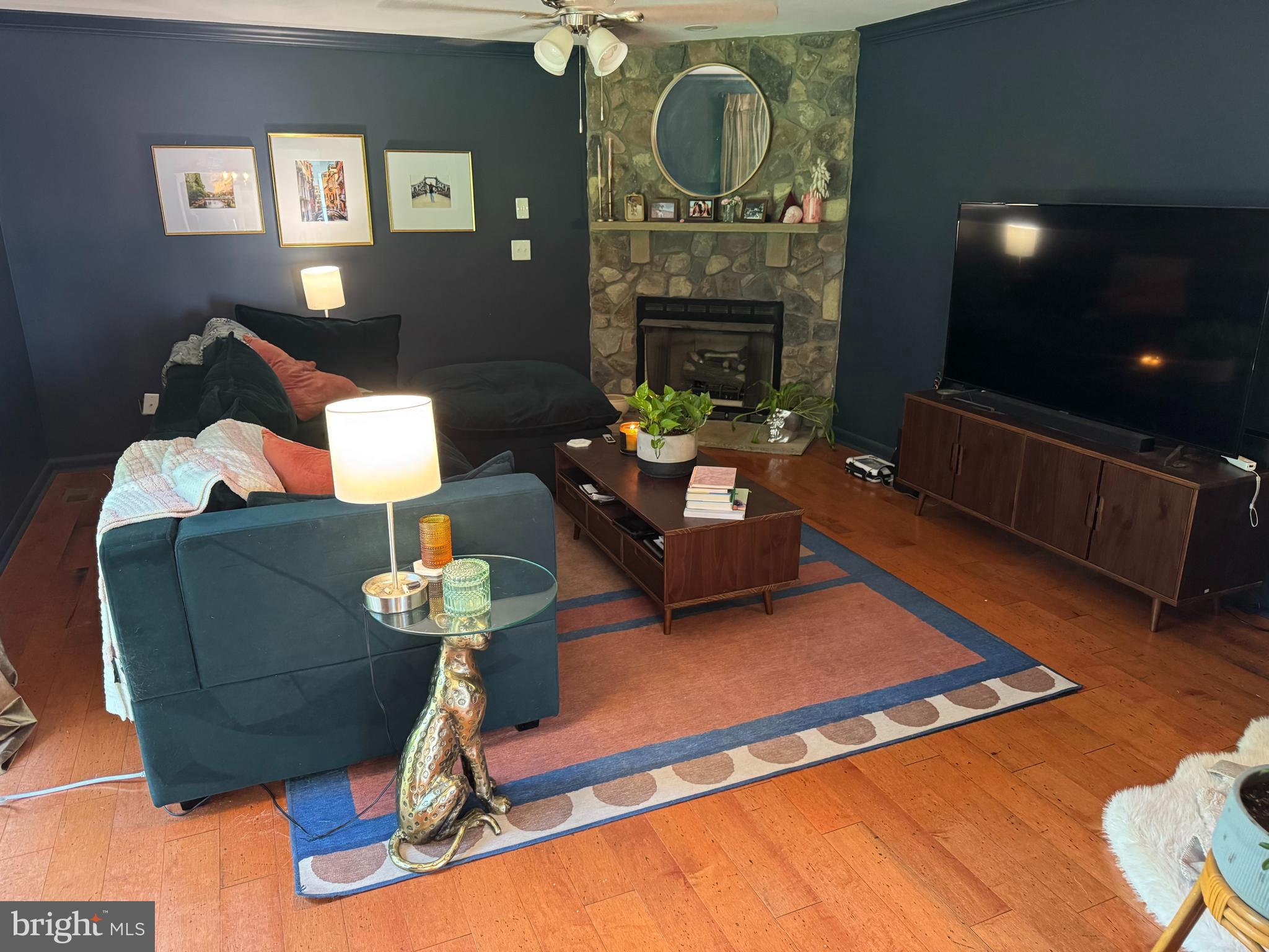 HIGHLAND HOMES - Residential Lease