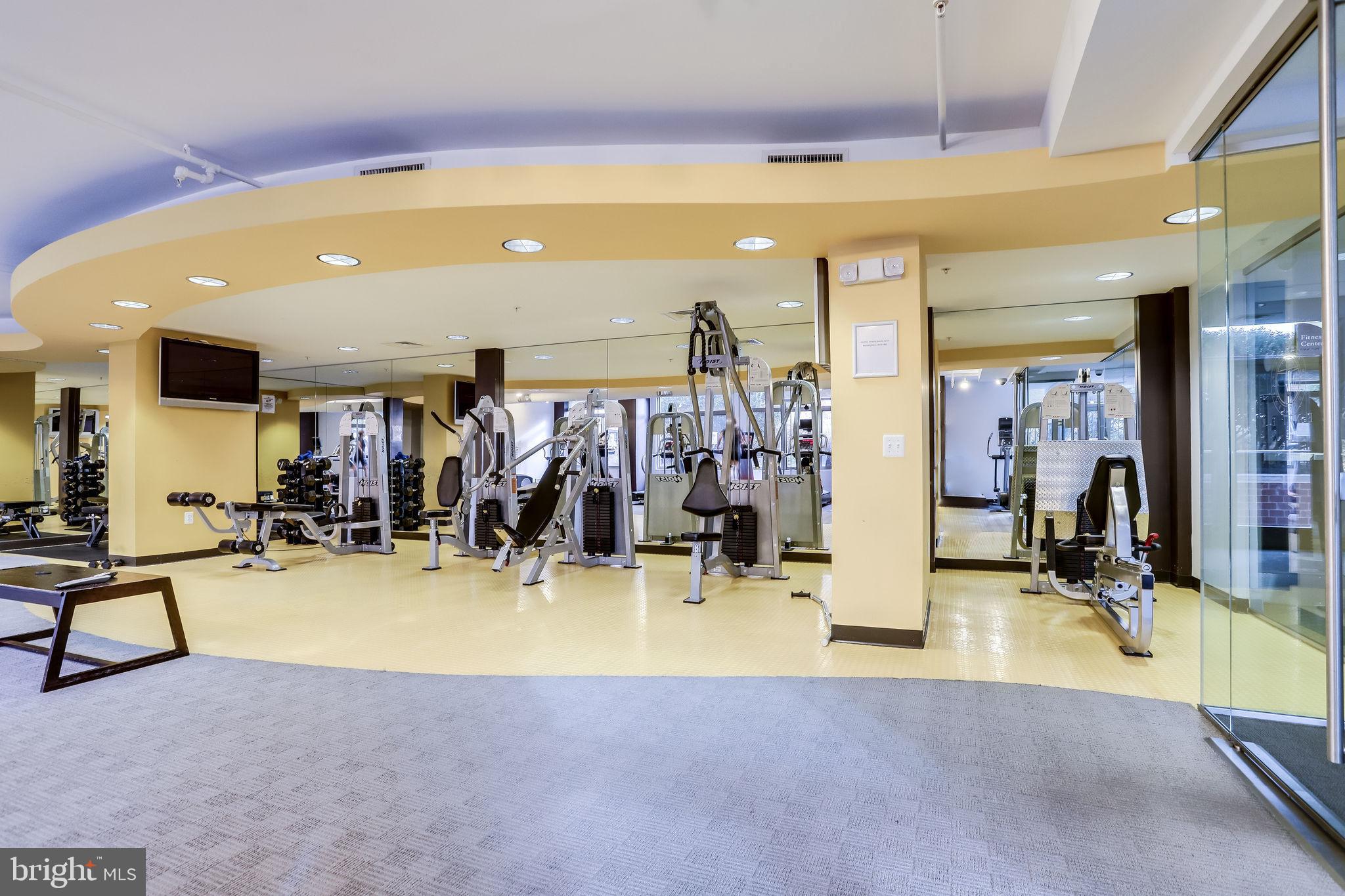 ECLIPSE ON CENTER PARK - Residential