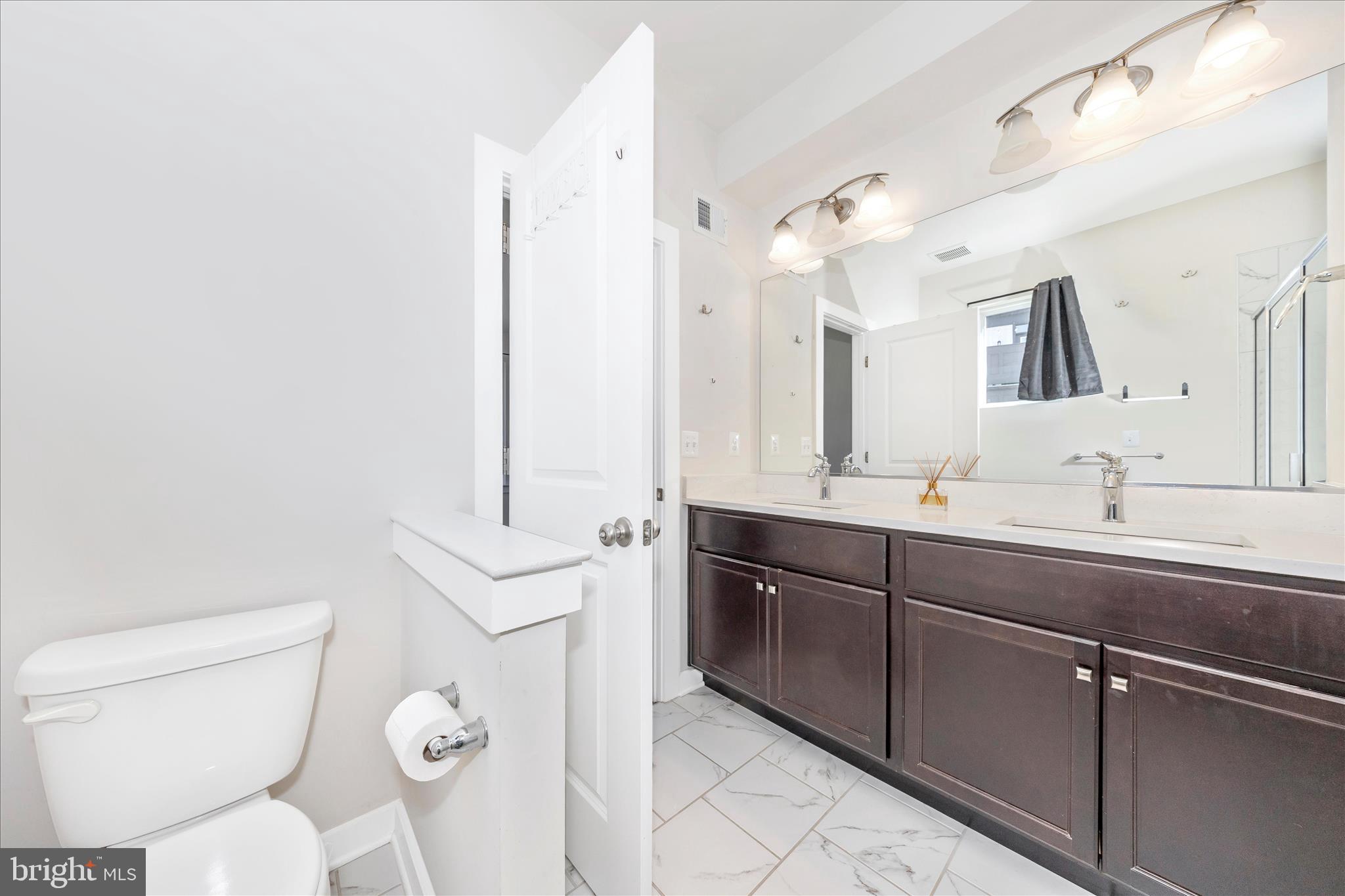 RIVER PLACE - Residential