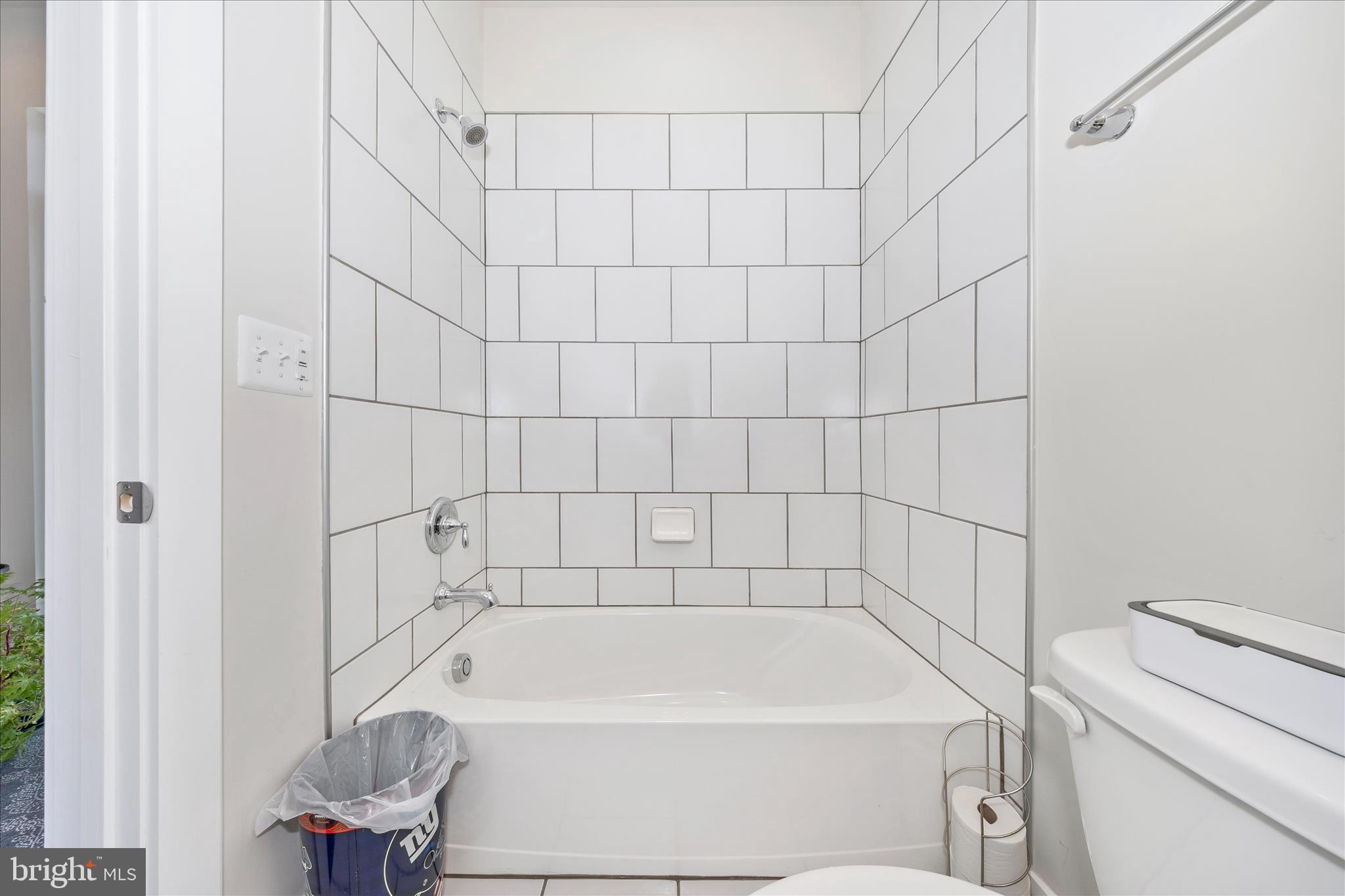 RIVER PLACE - Residential