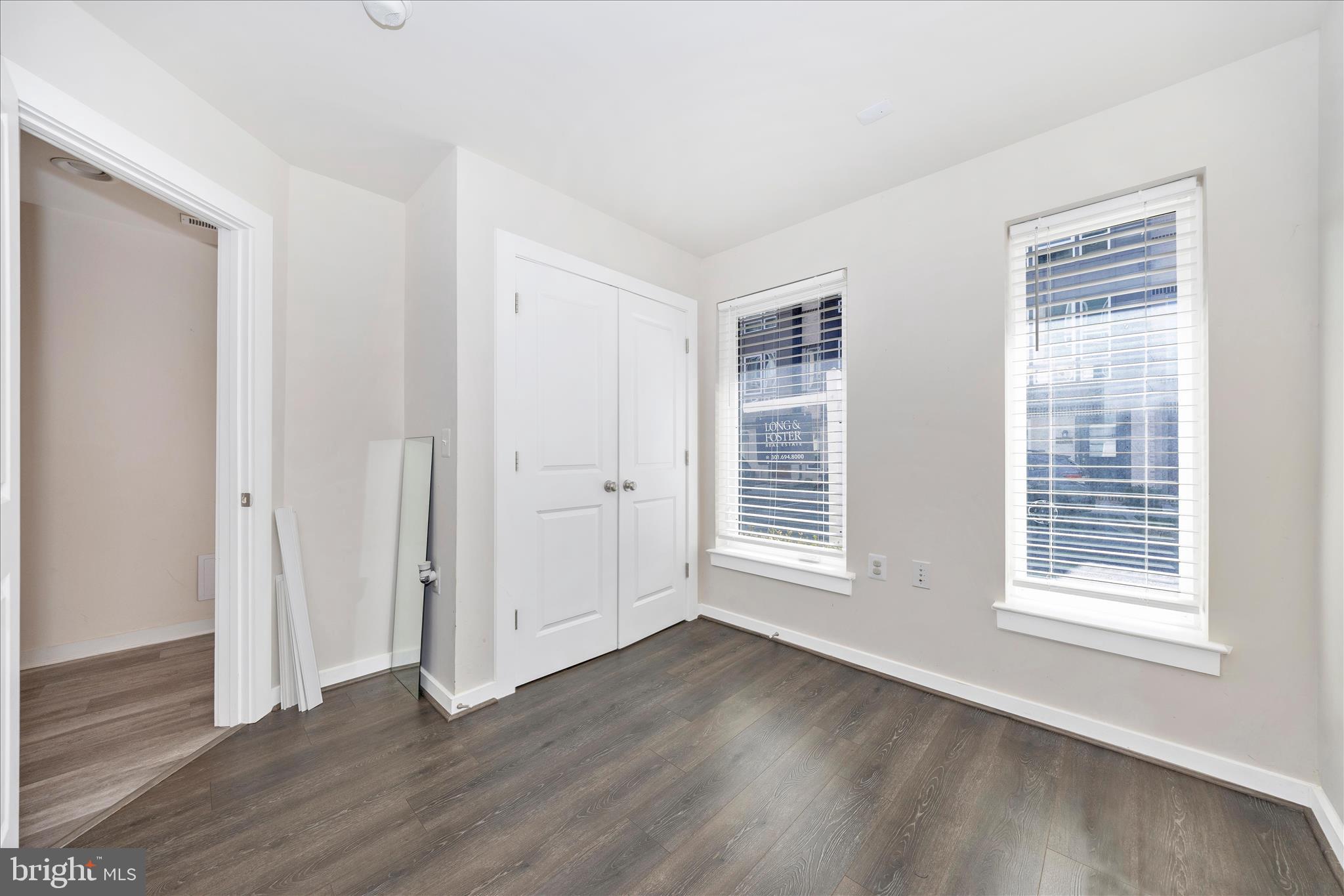 RIVER PLACE - Residential