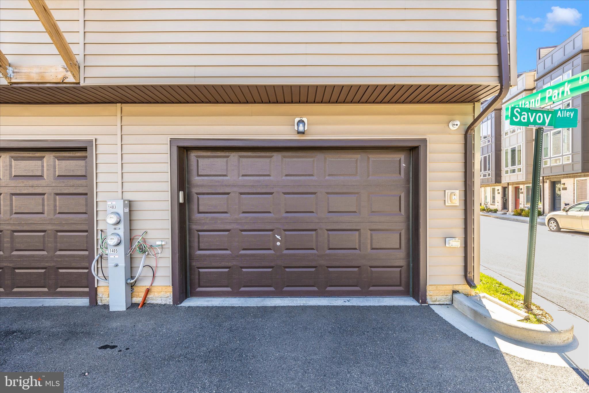 RIVER PLACE - Residential