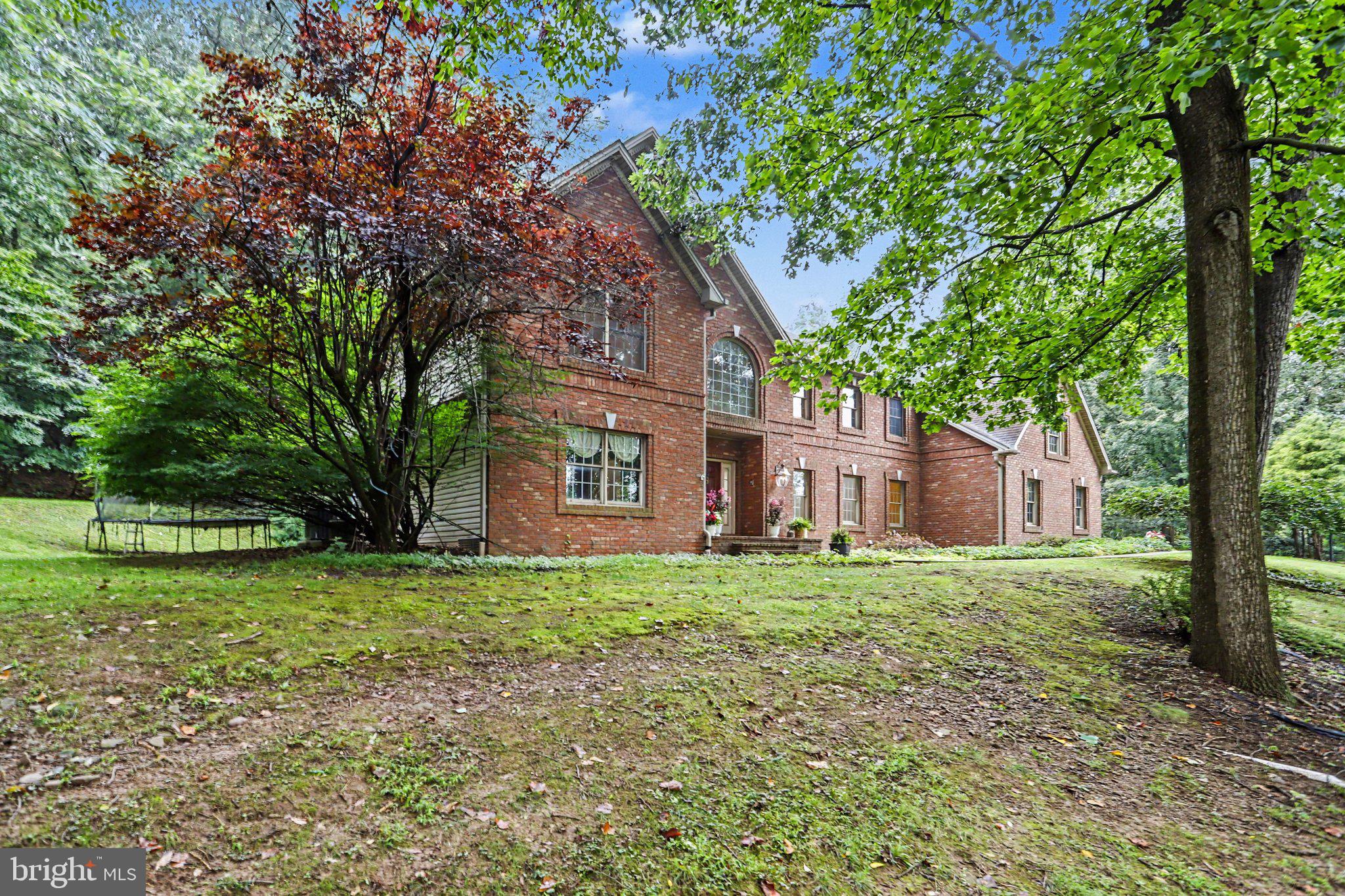 659 HUNTERS LANE
