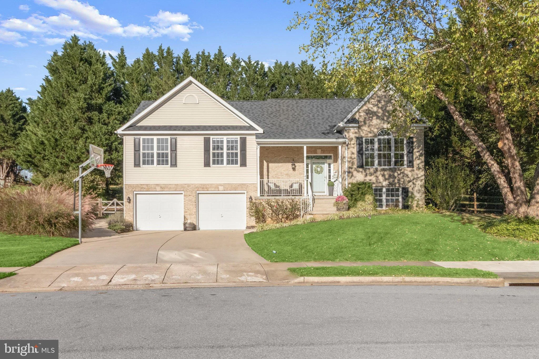 48 Ashley Way