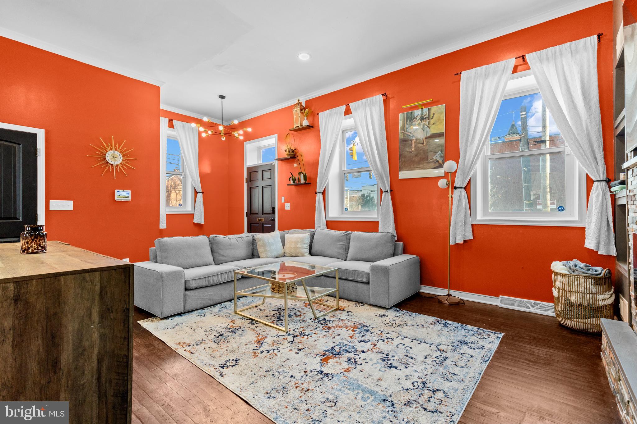 NEWTON SQUARE - Residential