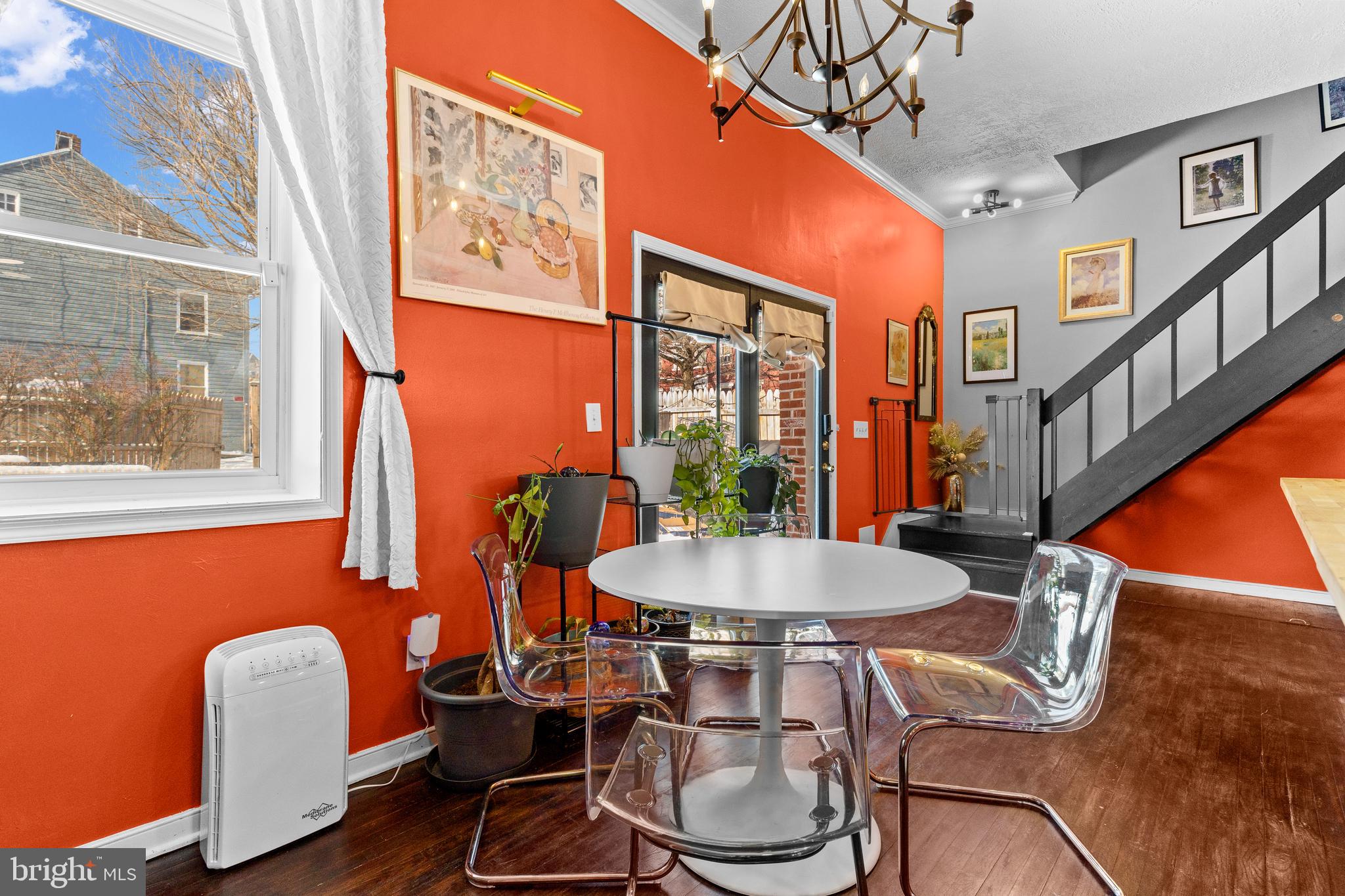 NEWTON SQUARE - Residential