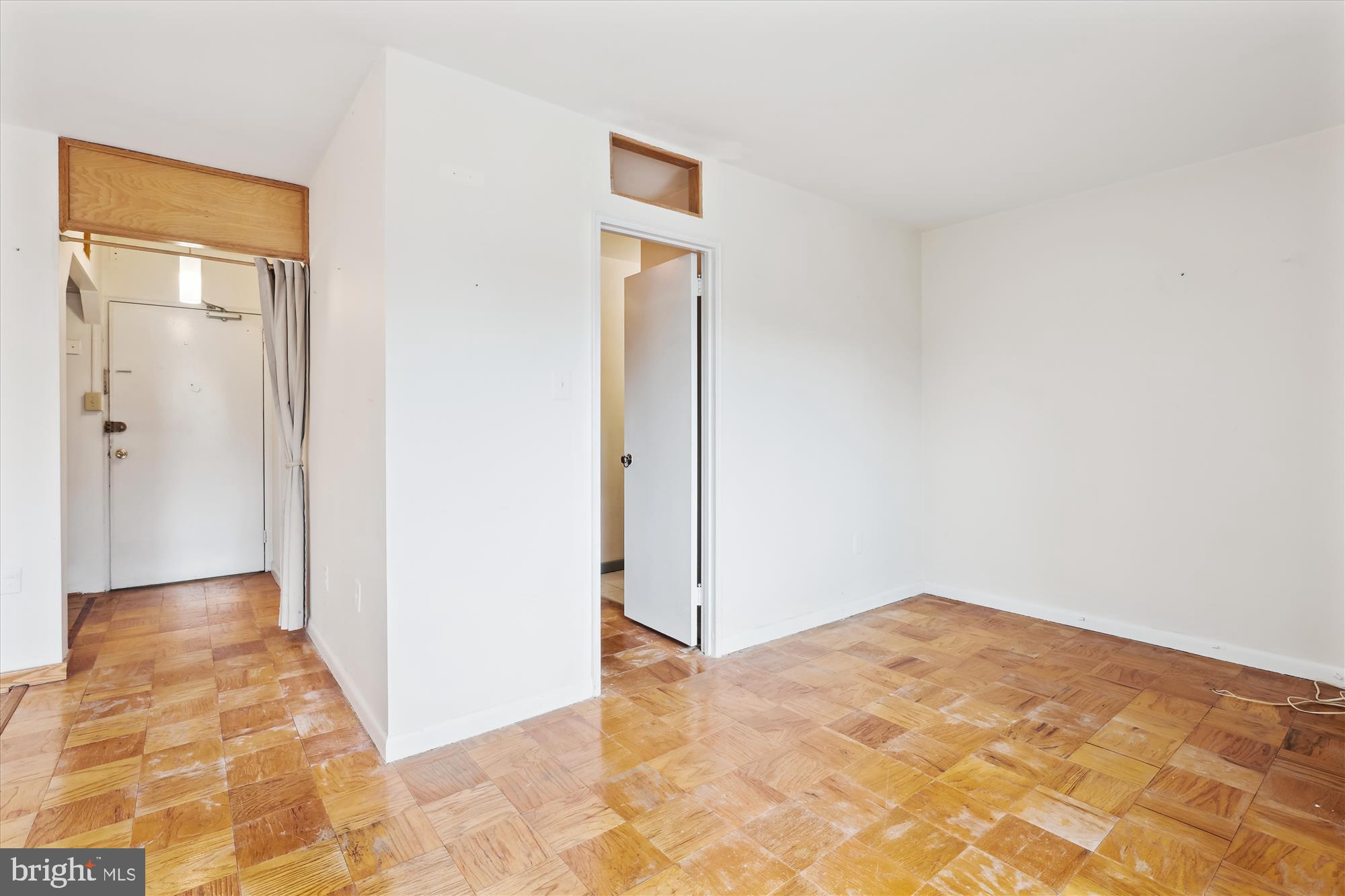 1830 COLUMBIA PIKE G-5