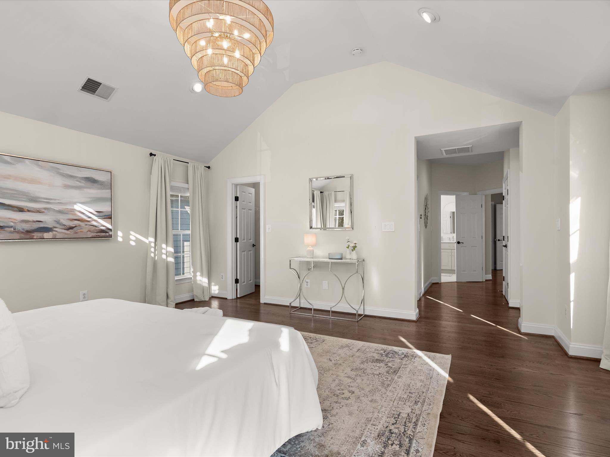 MAJESTIC OAK - Residential