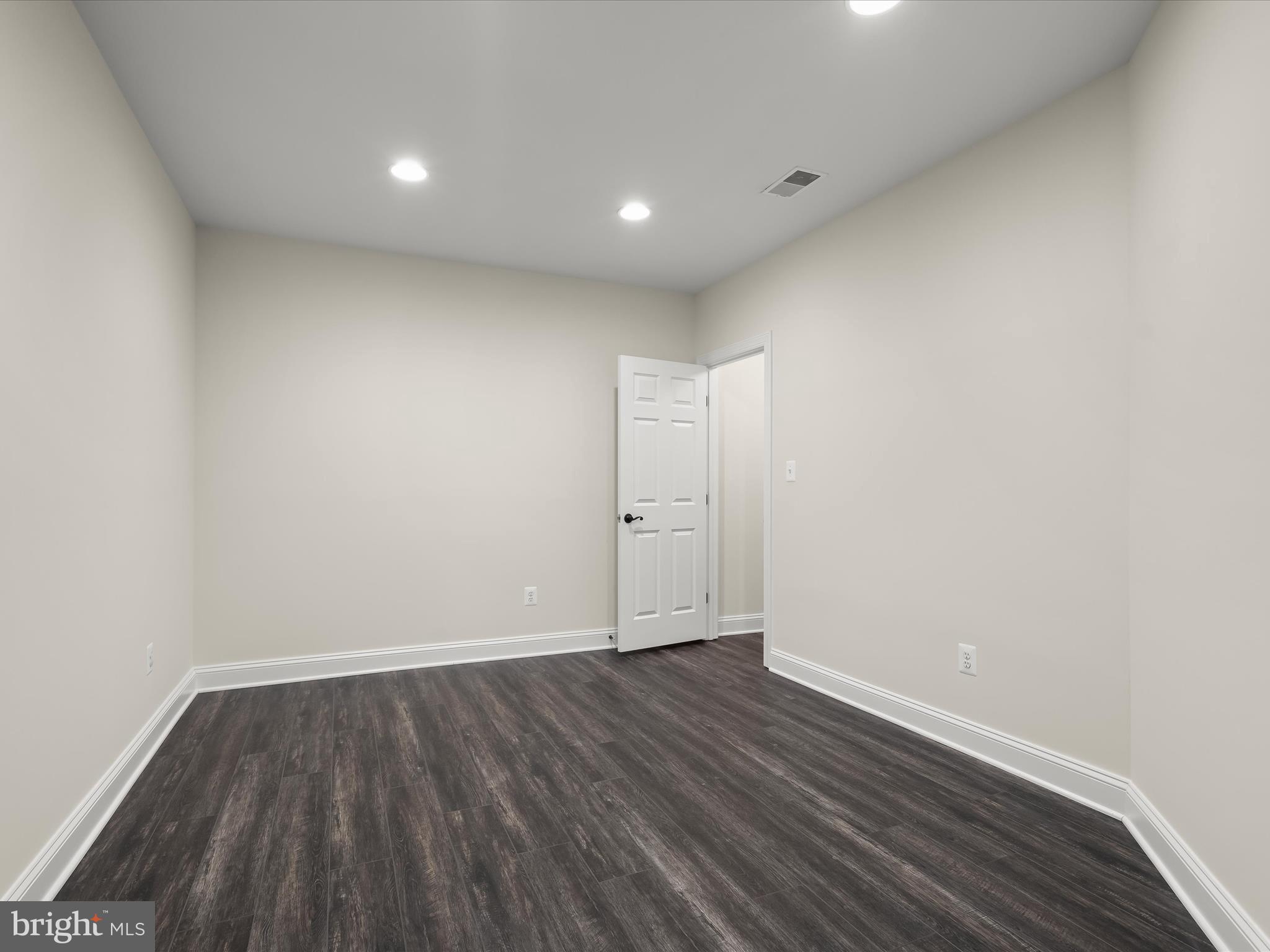 MAJESTIC OAK - Residential