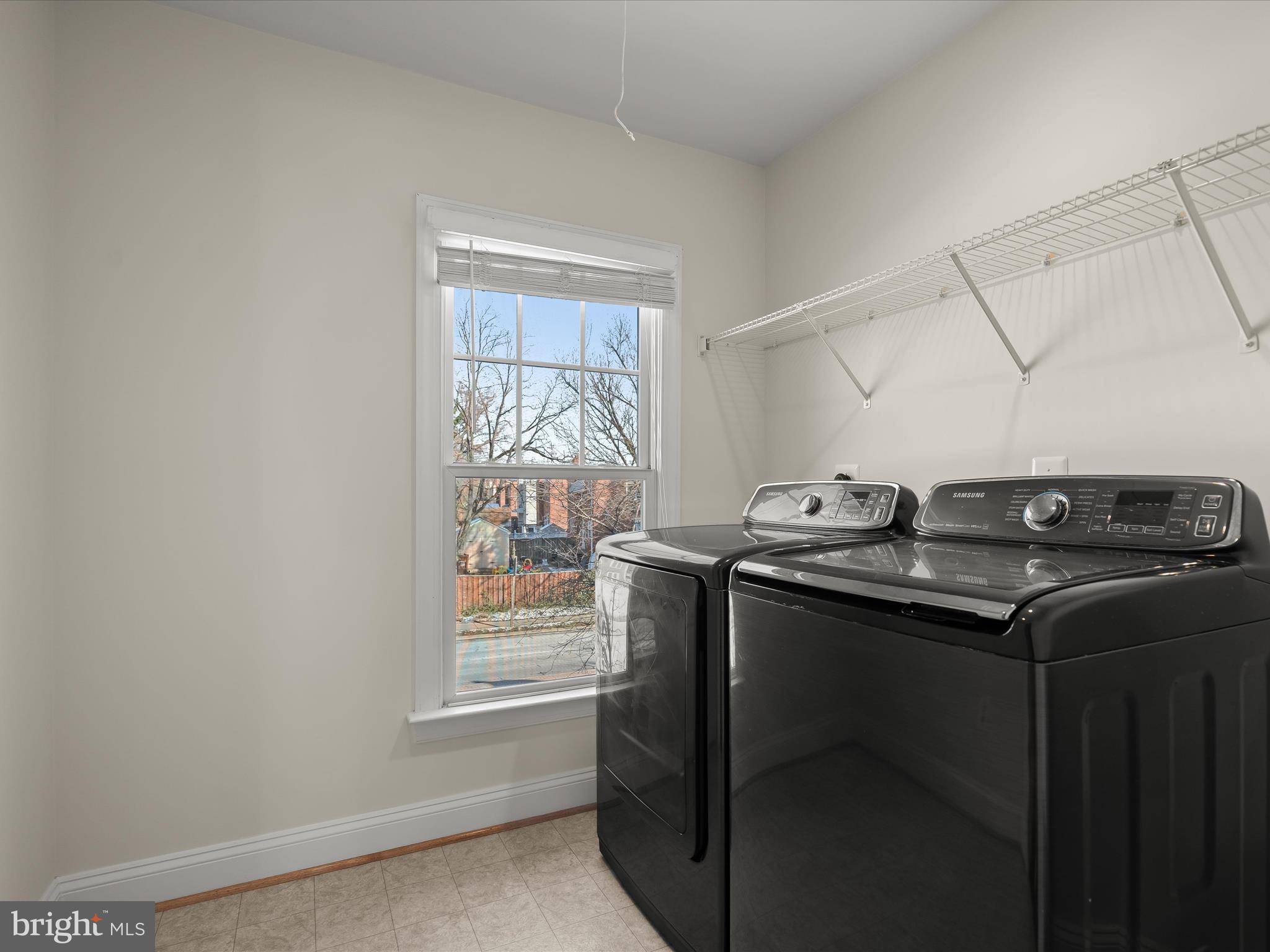 MAJESTIC OAK - Residential