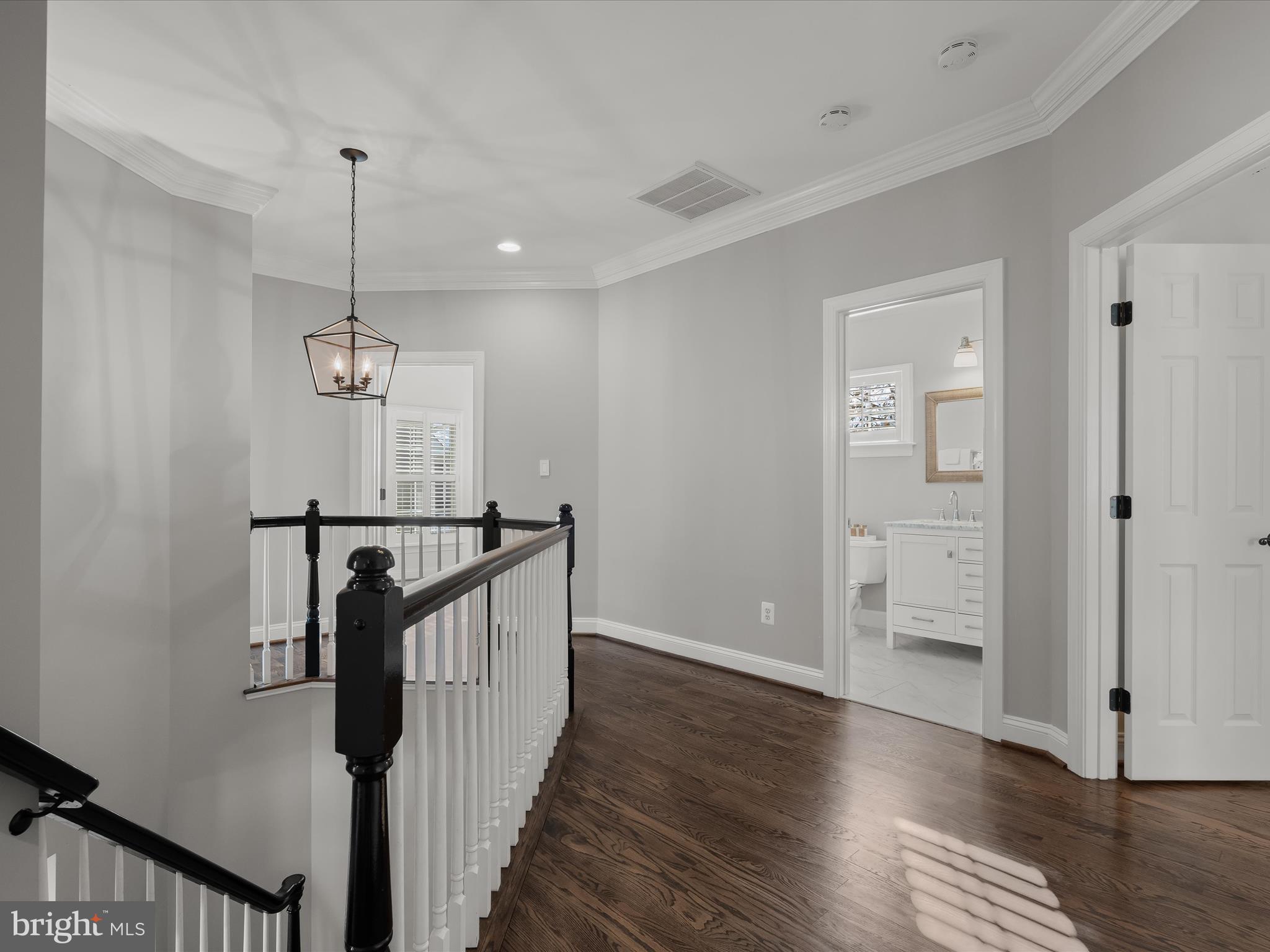 MAJESTIC OAK - Residential