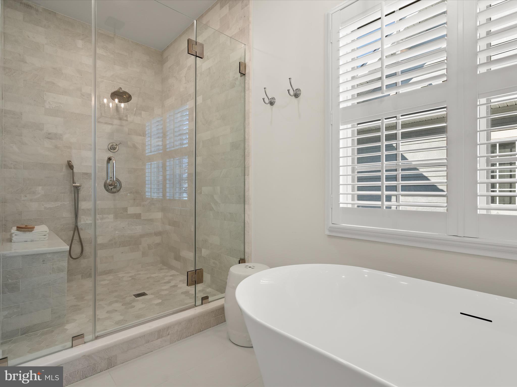 MAJESTIC OAK - Residential