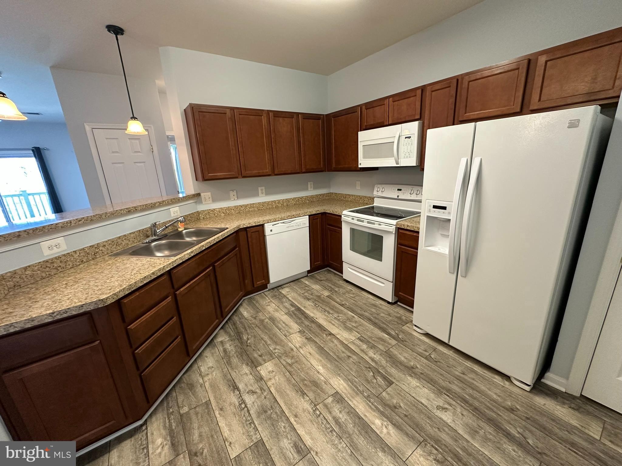 RESIDENCES AT WILDEWOOD - Residential