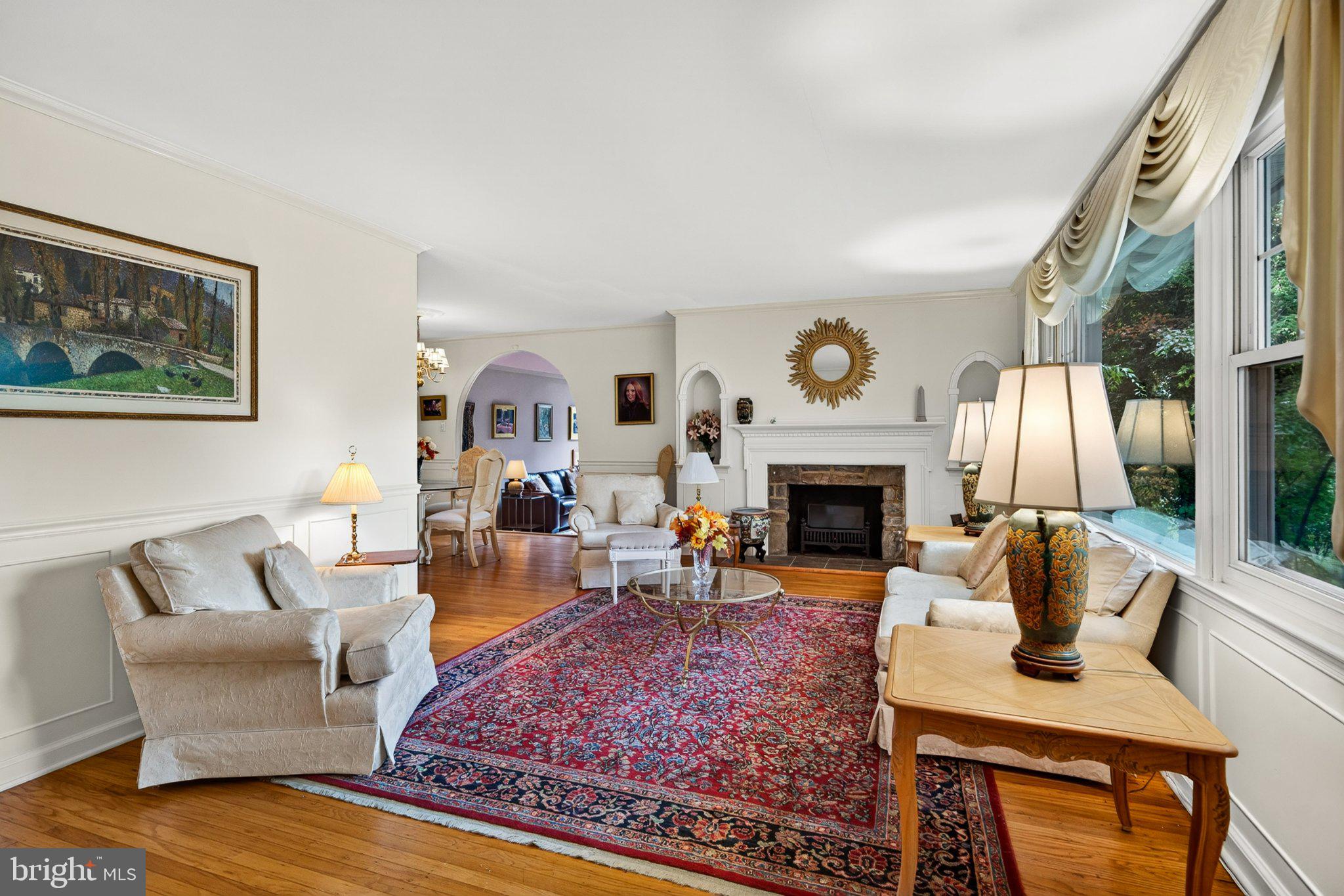 59 LAKESIDE AVENUE