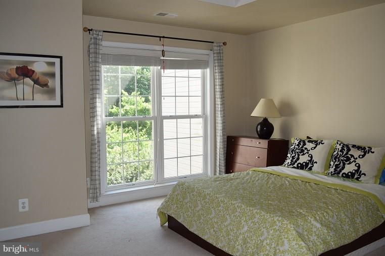 COPPERMINE CROSSING - Residential Lease