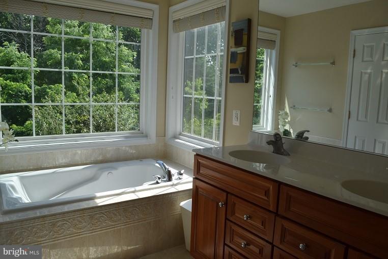 COPPERMINE CROSSING - Residential Lease