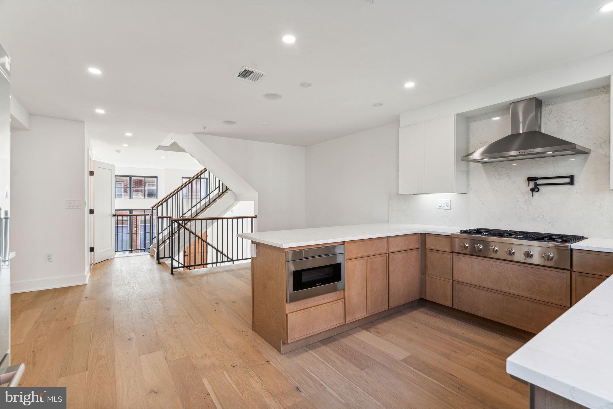 GRADUATE HOSPITAL - Residential