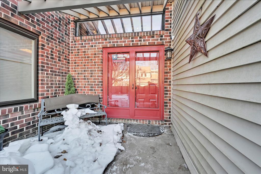 Photo of 4 Knox Court, CHESTERBROOK, PA 19087 (MLS # PACT2117848)