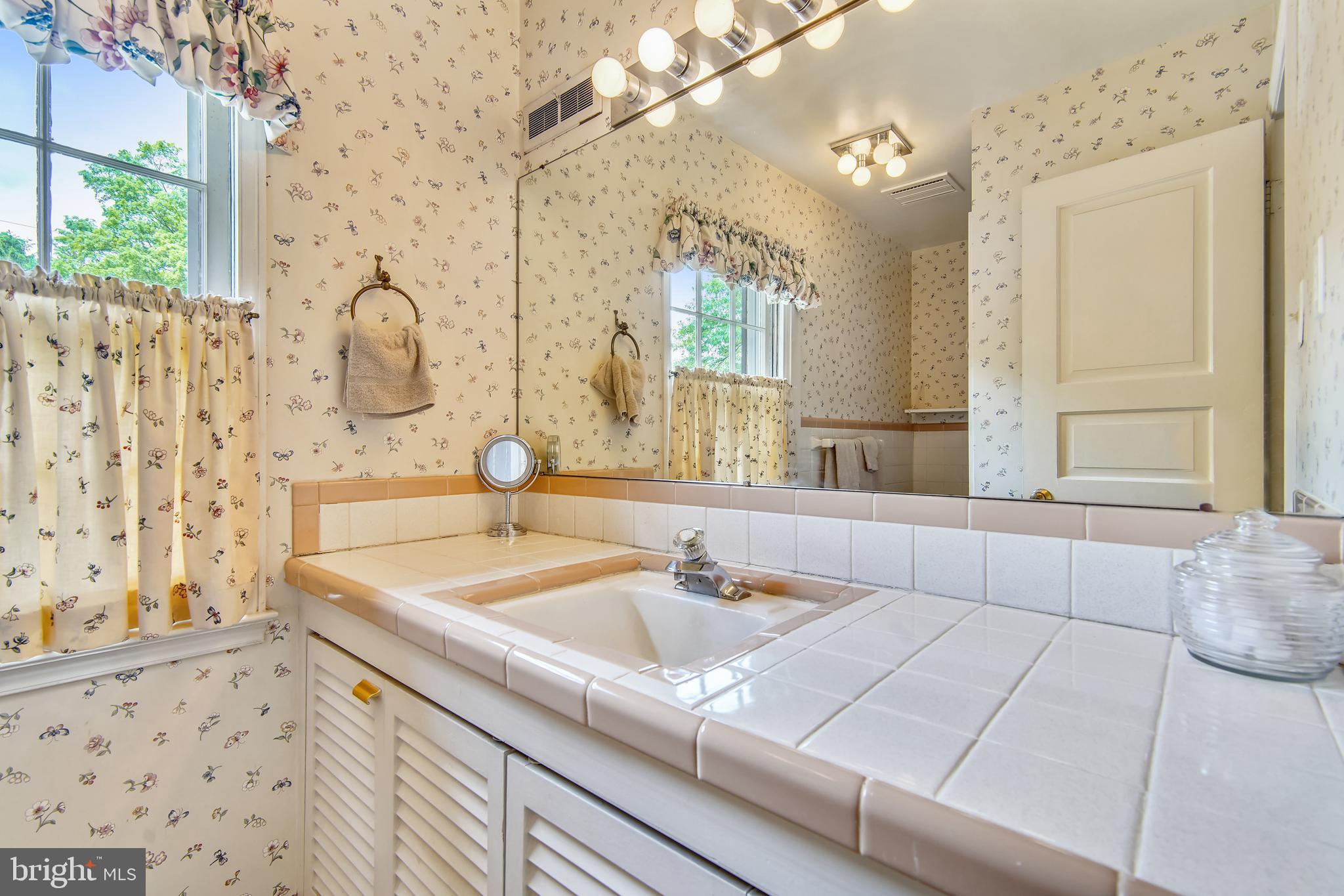 MALVERN HILL - Residential